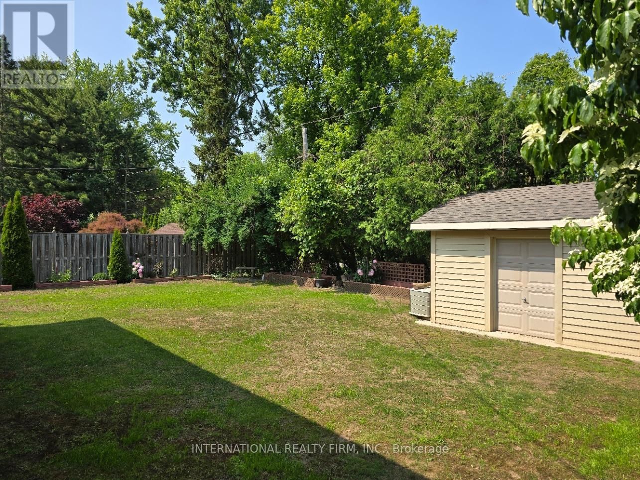 659 CHERRYWOOD DRIVE Image 28
