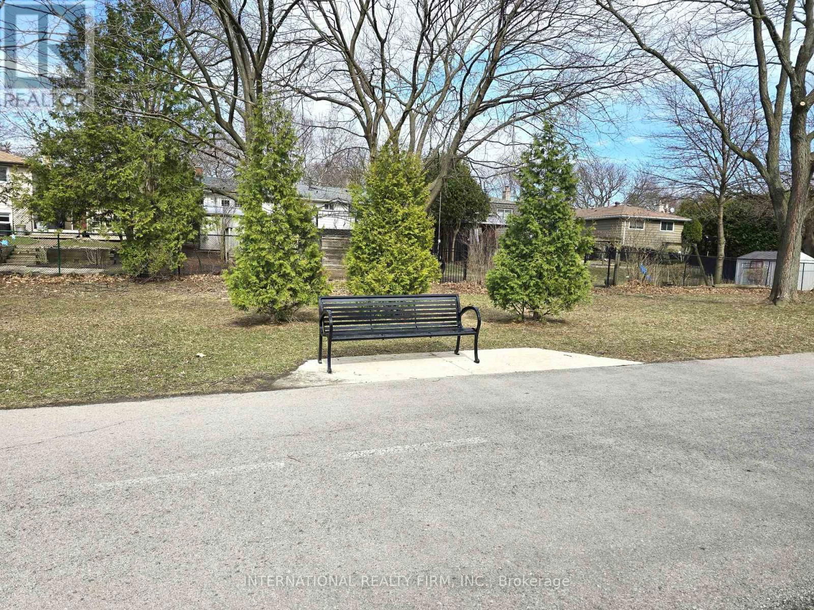 659 CHERRYWOOD DRIVE Image 32