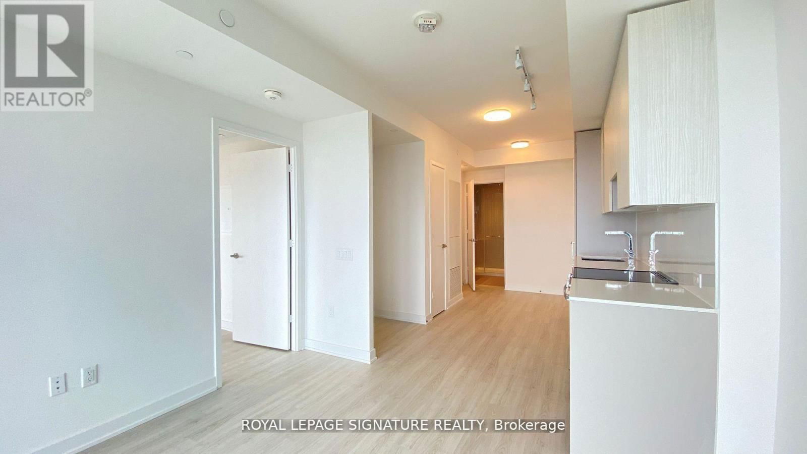 2005 - 3883 QUARTZ ROAD Image 10