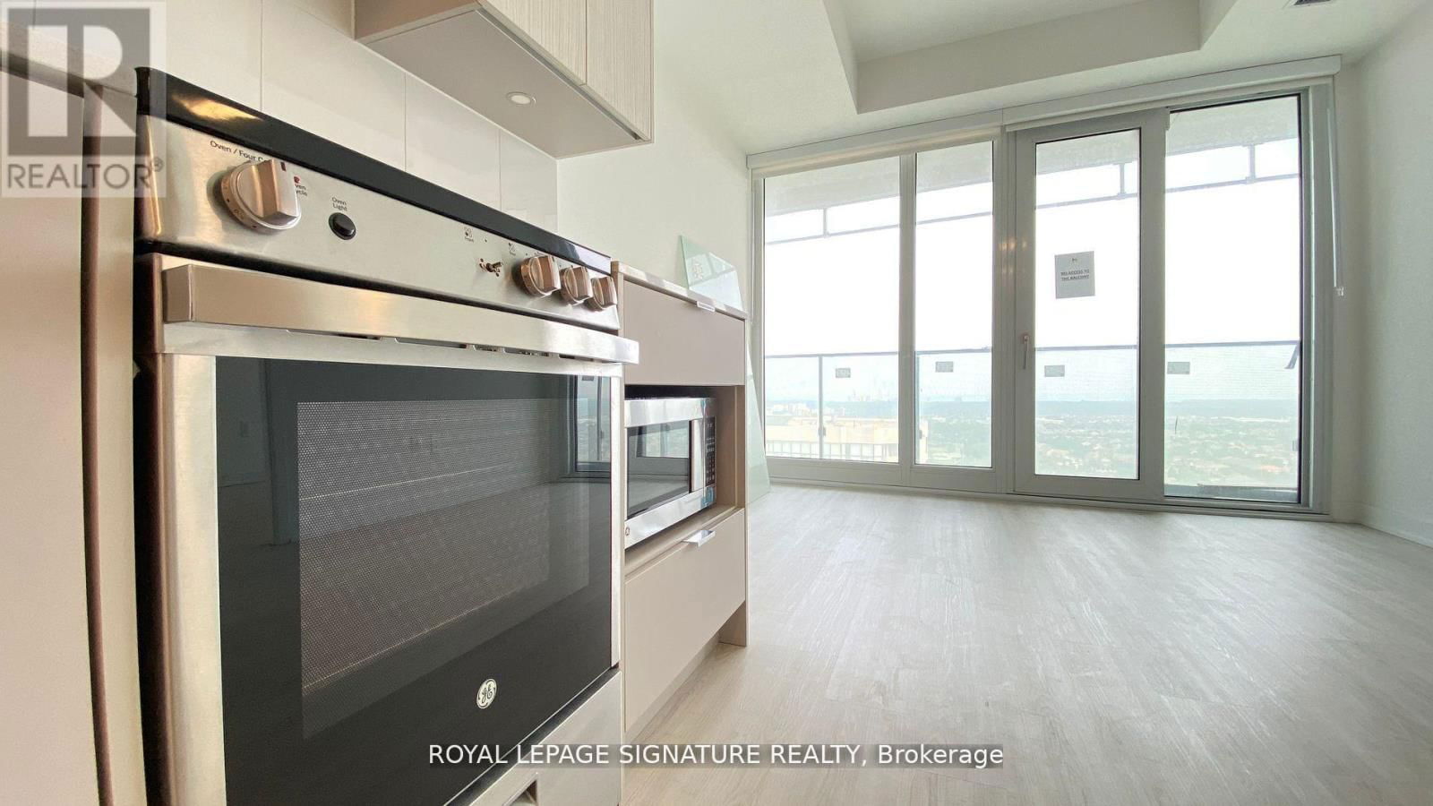 2005 - 3883 QUARTZ ROAD Image 13