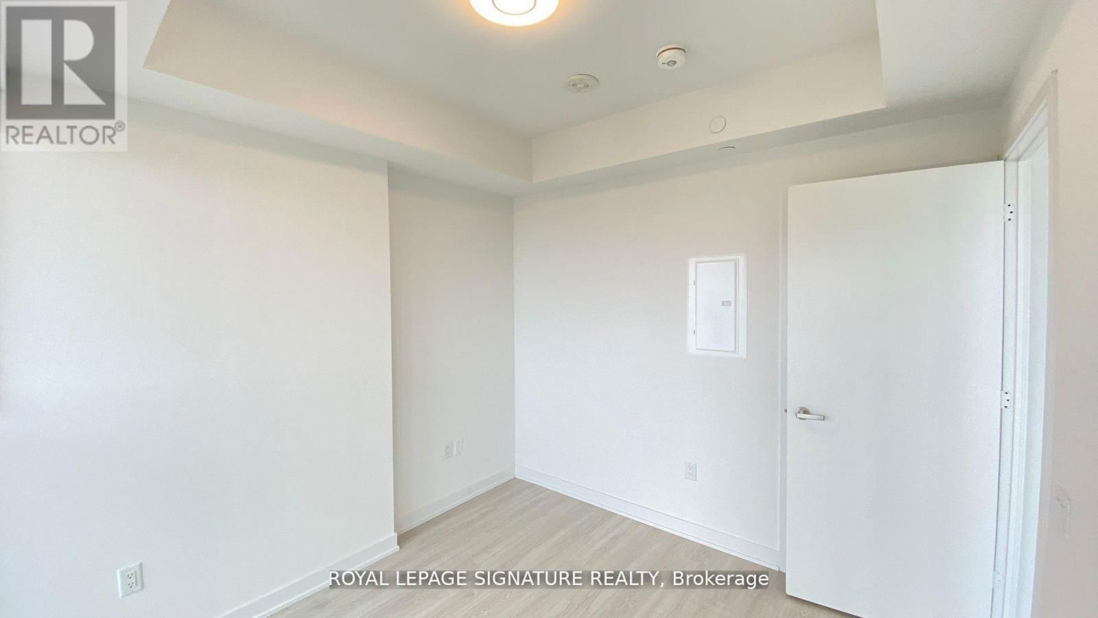 2005 - 3883 QUARTZ ROAD Image 17