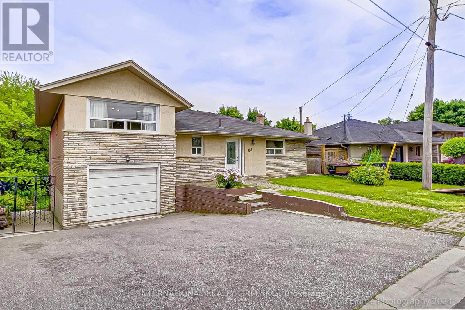 85 LETCHWORTH CRESCENT Image 2