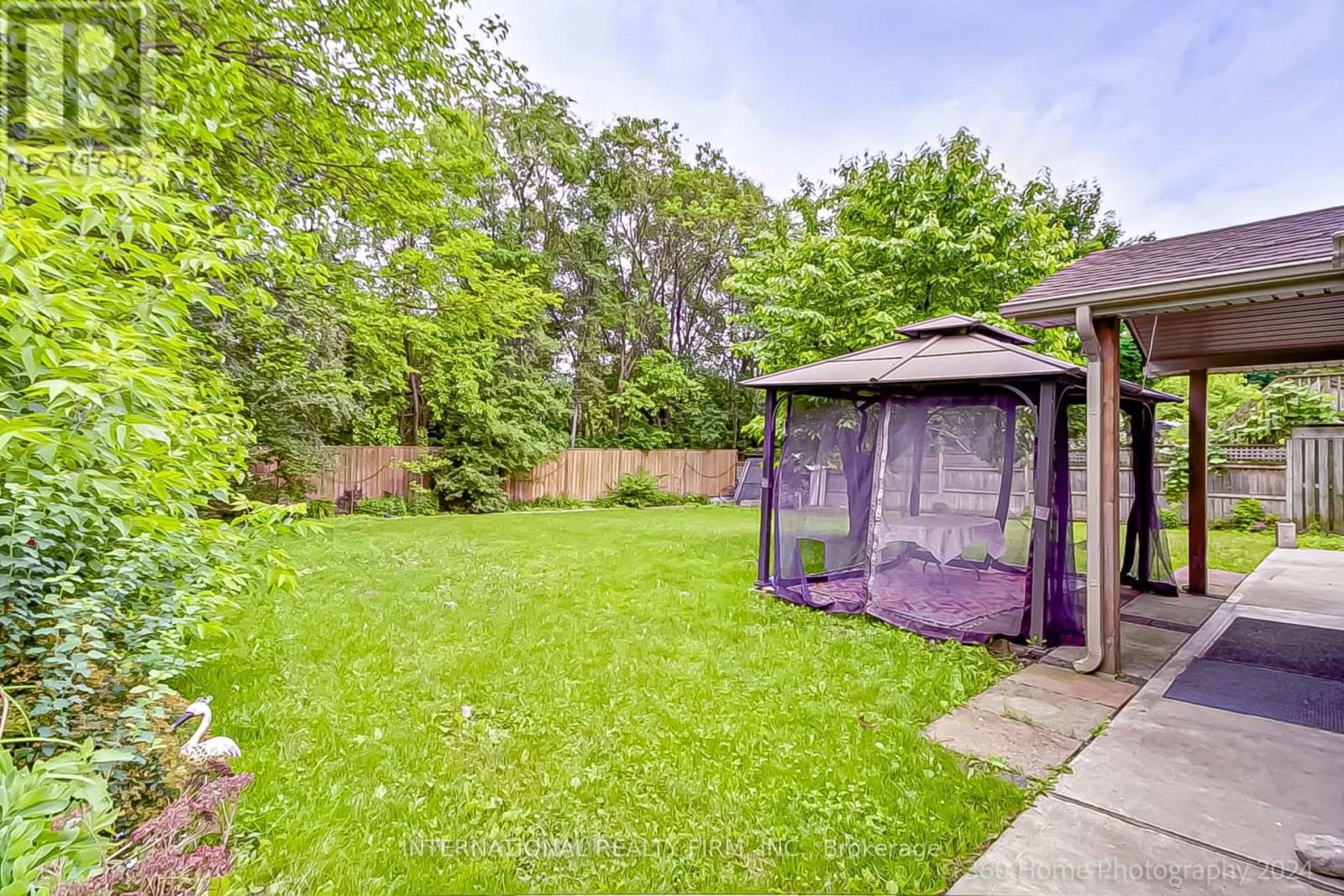 85 LETCHWORTH CRESCENT Image 25