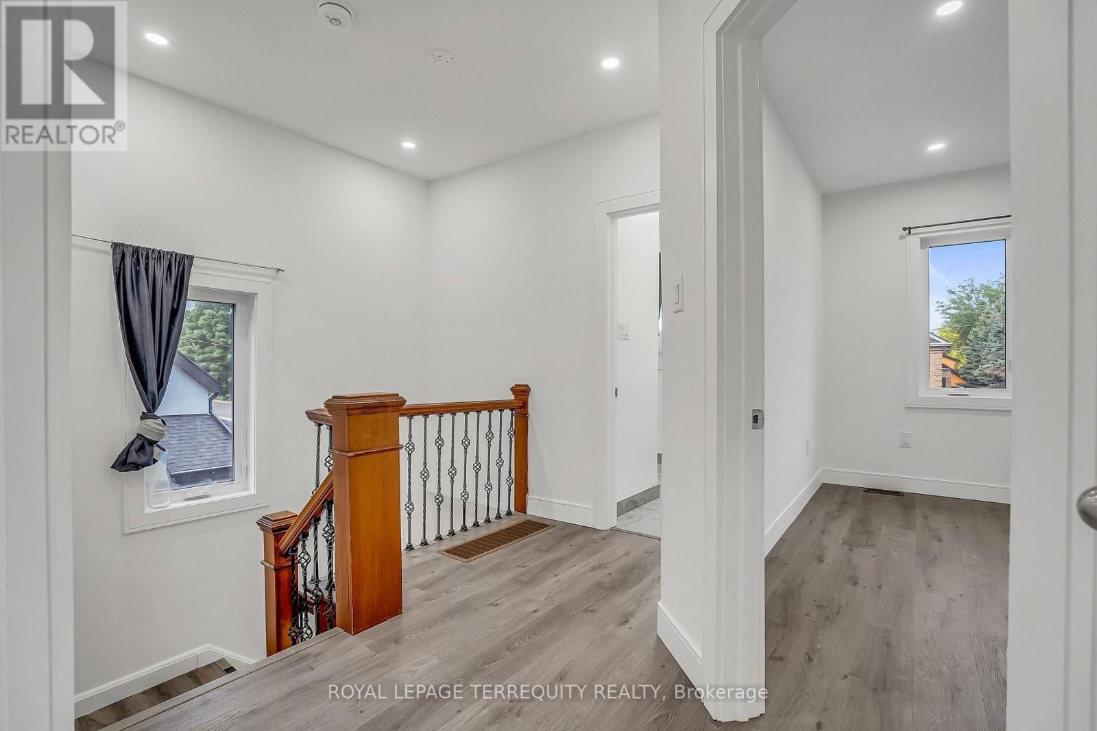 102 GUESTVILLE AVENUE Image 12