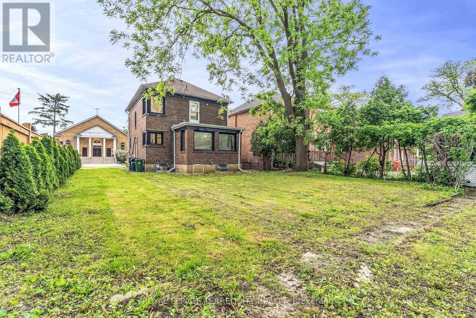 102 GUESTVILLE AVENUE Image 40