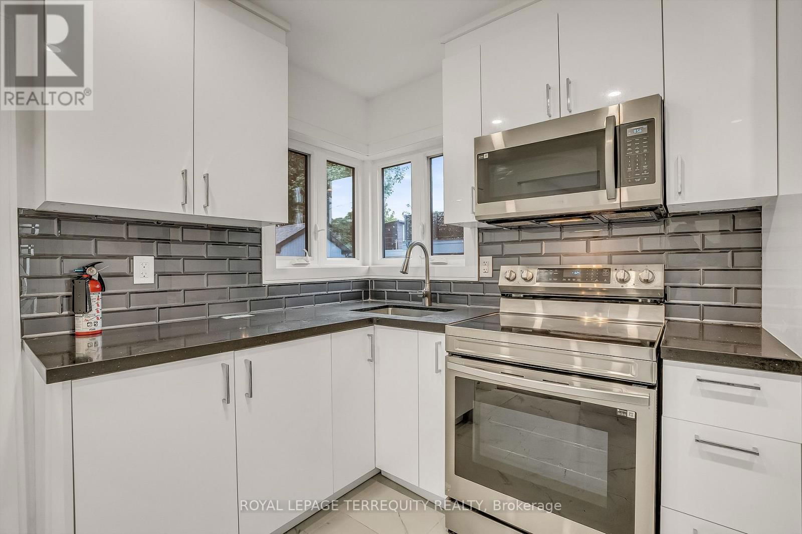 102 GUESTVILLE AVENUE Image 8