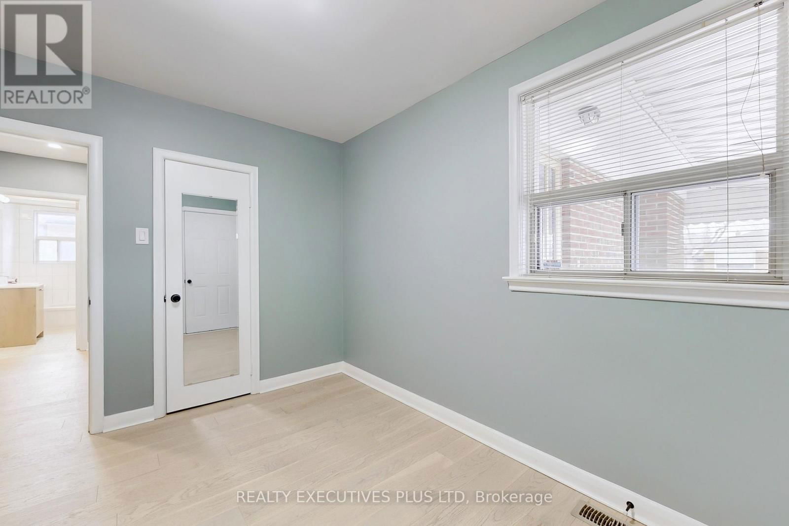 6 AZROCK ROAD Image 15