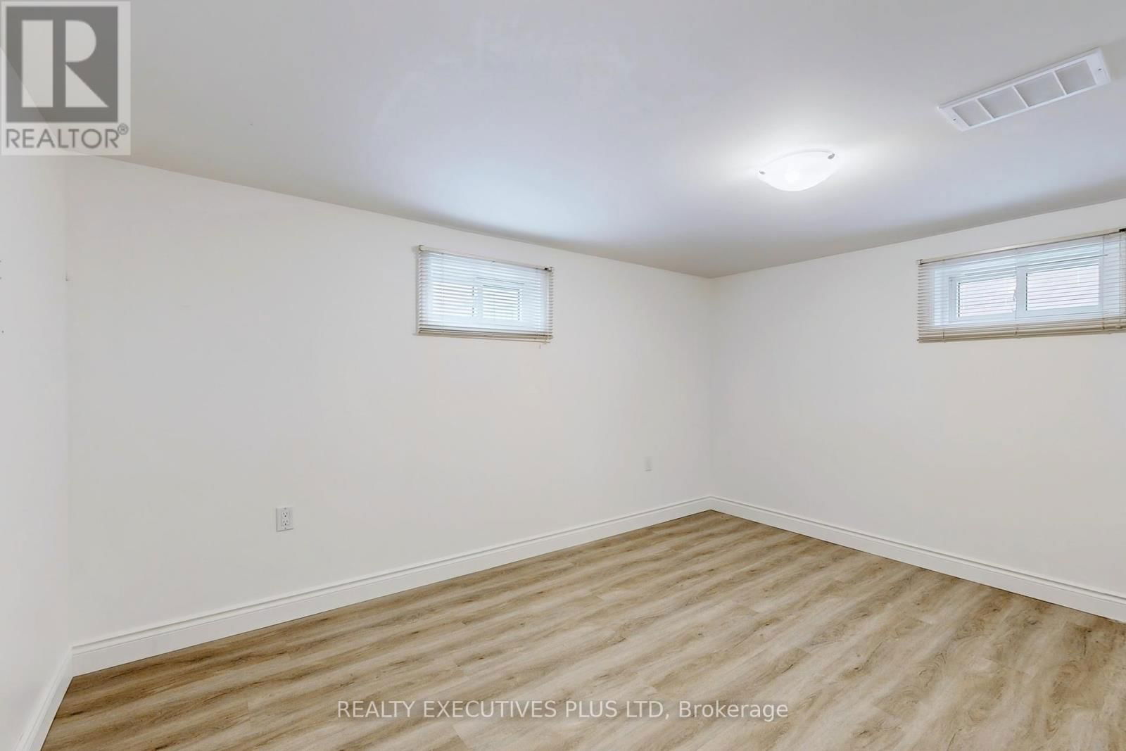6 AZROCK ROAD Image 21
