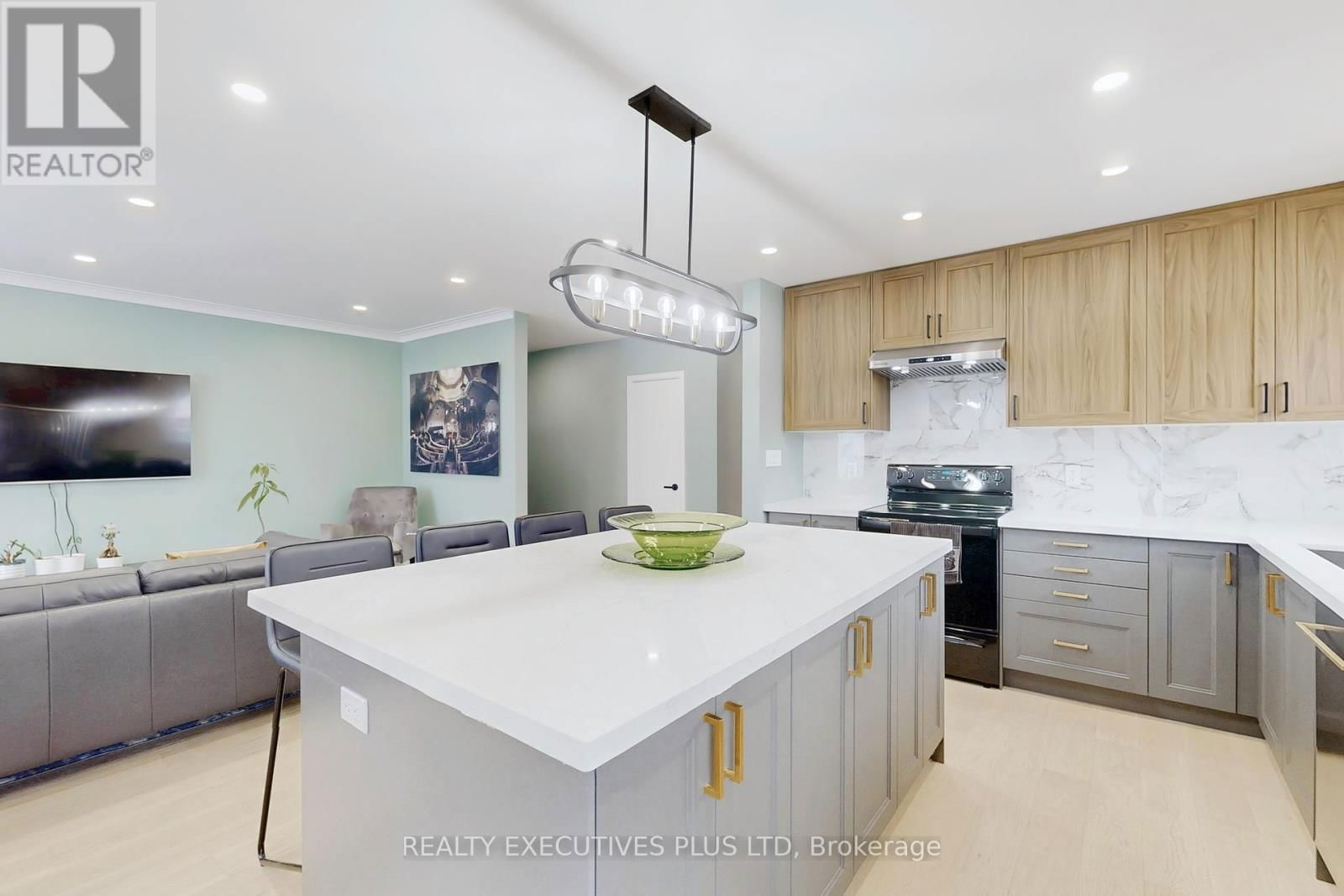 6 AZROCK ROAD Image 6