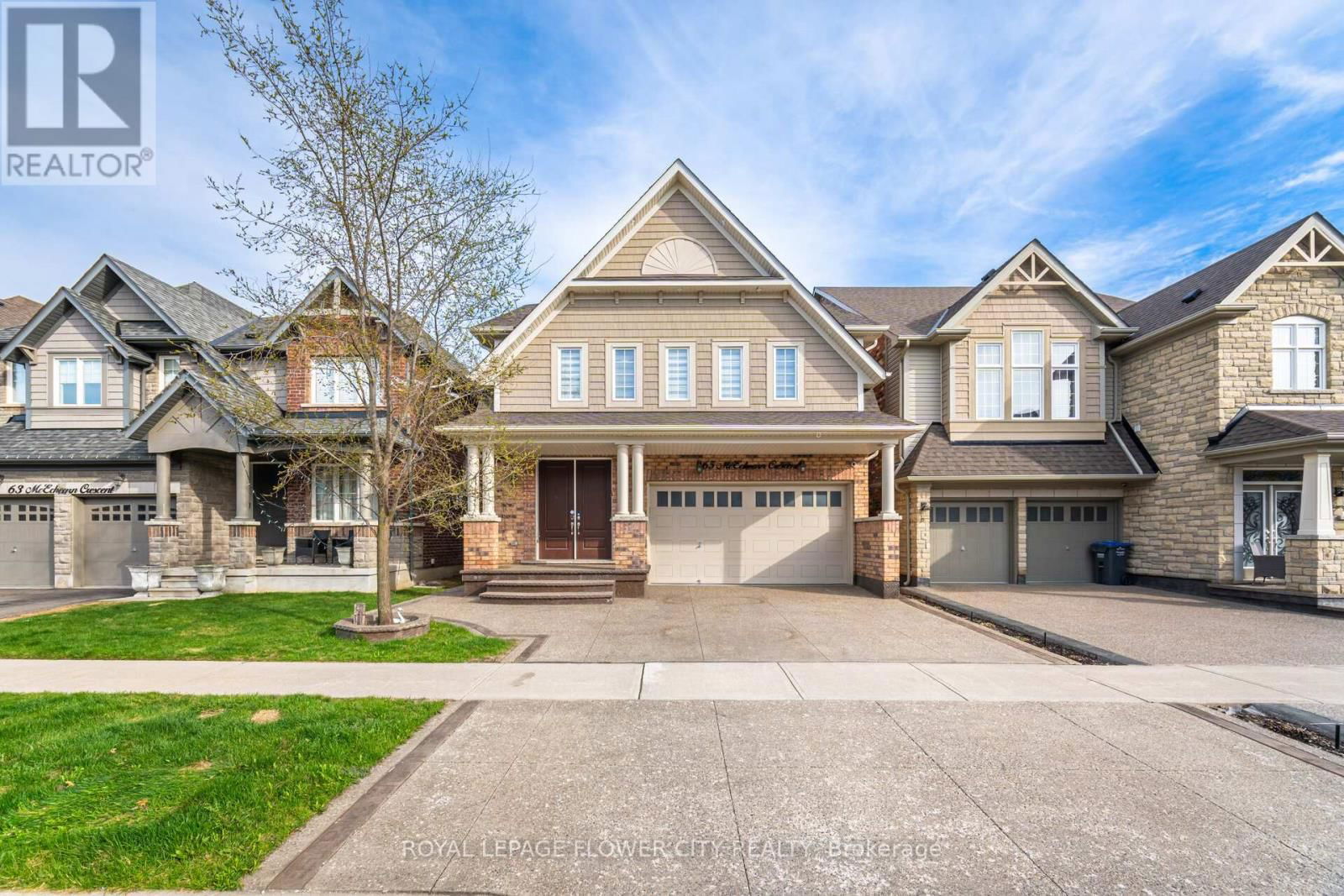 65 MCECHEARN CRESCENT Image 1