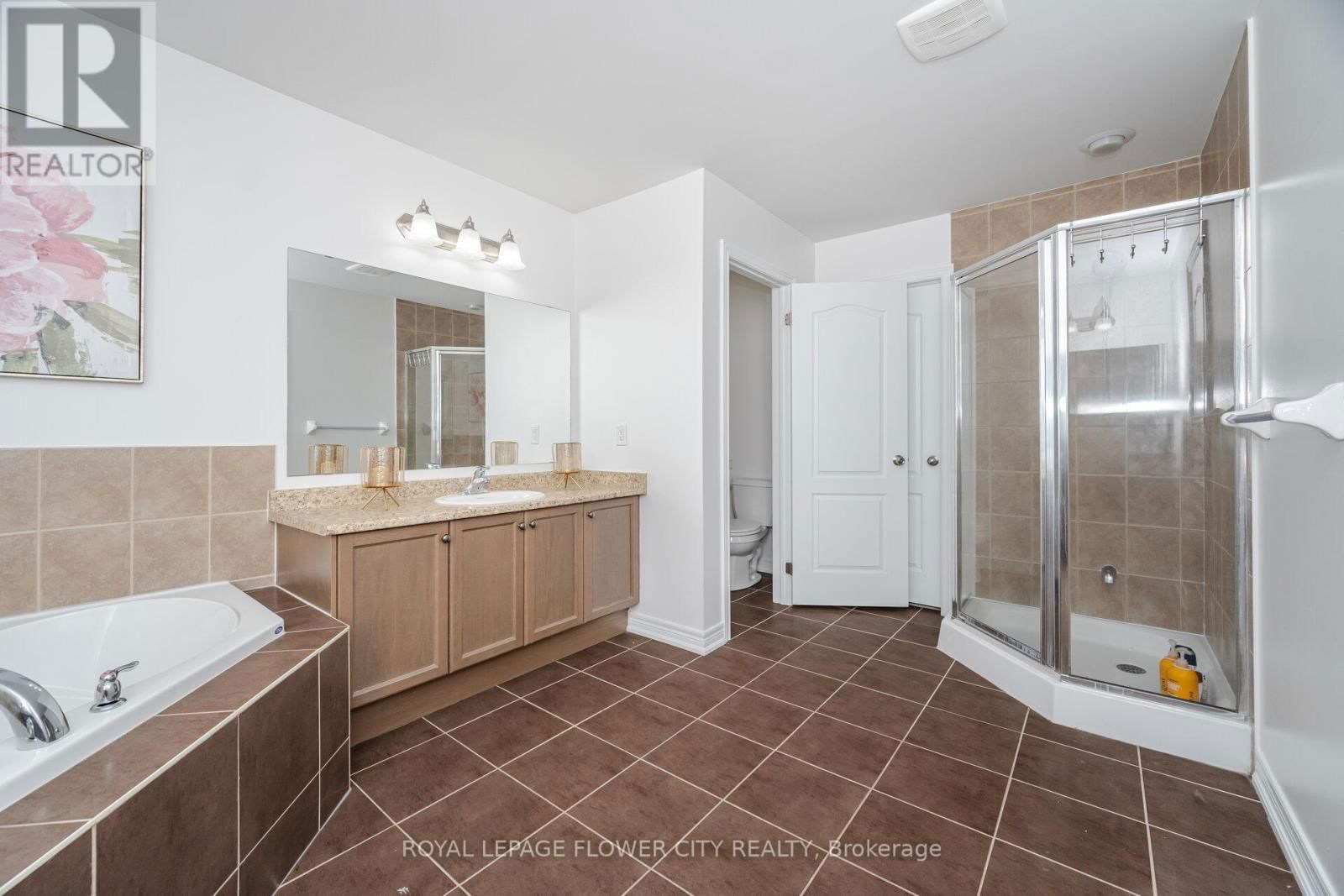65 MCECHEARN CRESCENT Image 21
