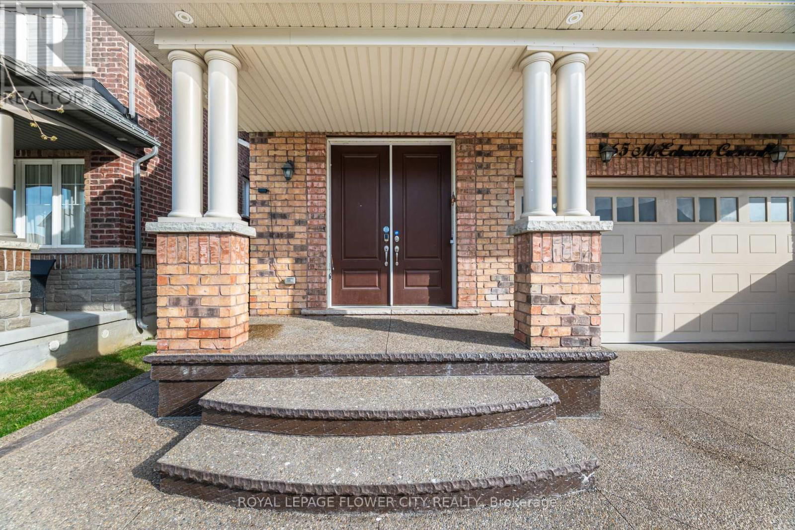 65 MCECHEARN CRESCENT Image 3