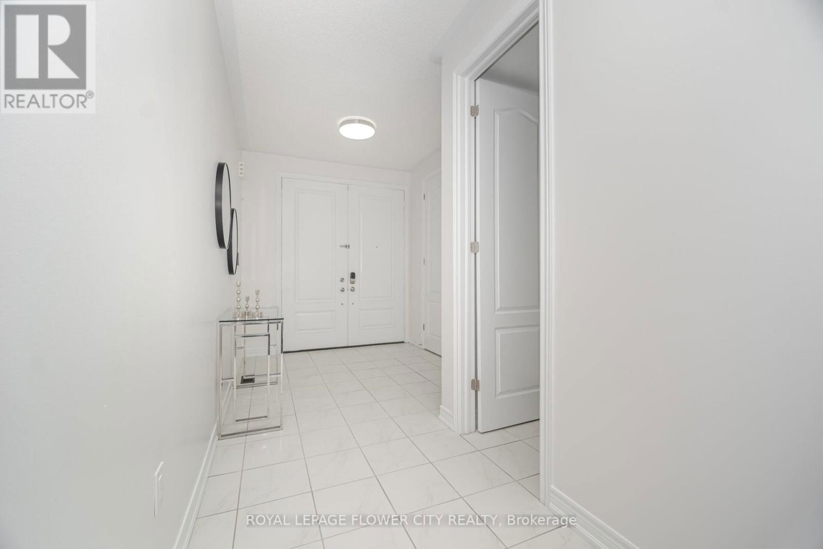 65 MCECHEARN CRESCENT Image 4