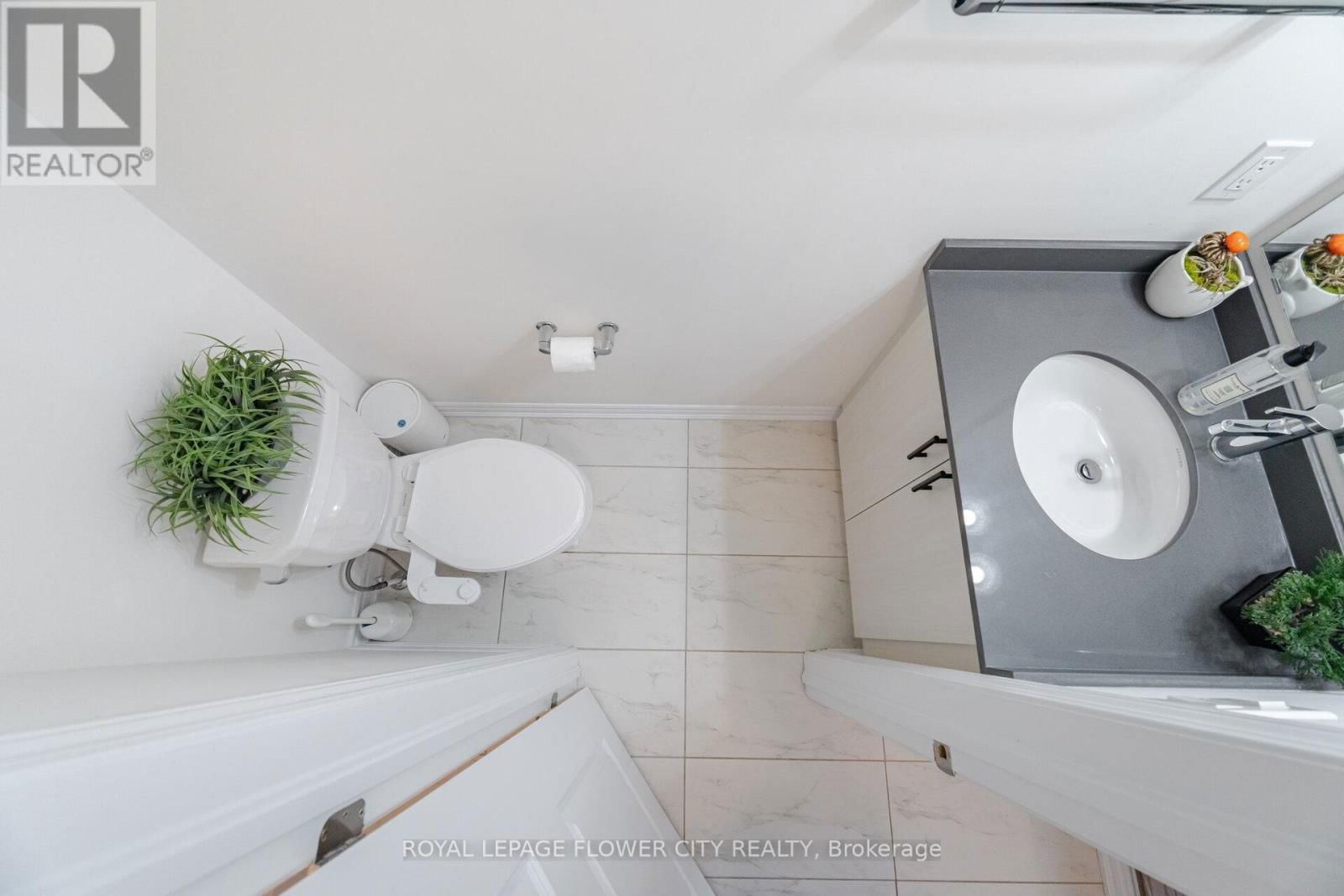 24 VINCENA ROAD Image 18