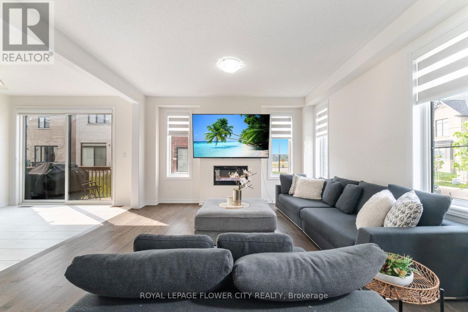 24 VINCENA ROAD Image 9