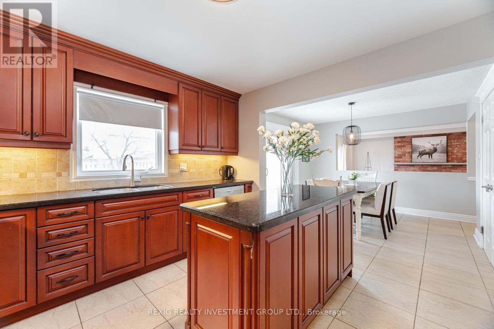 66 SETTLER COURT Image 18
