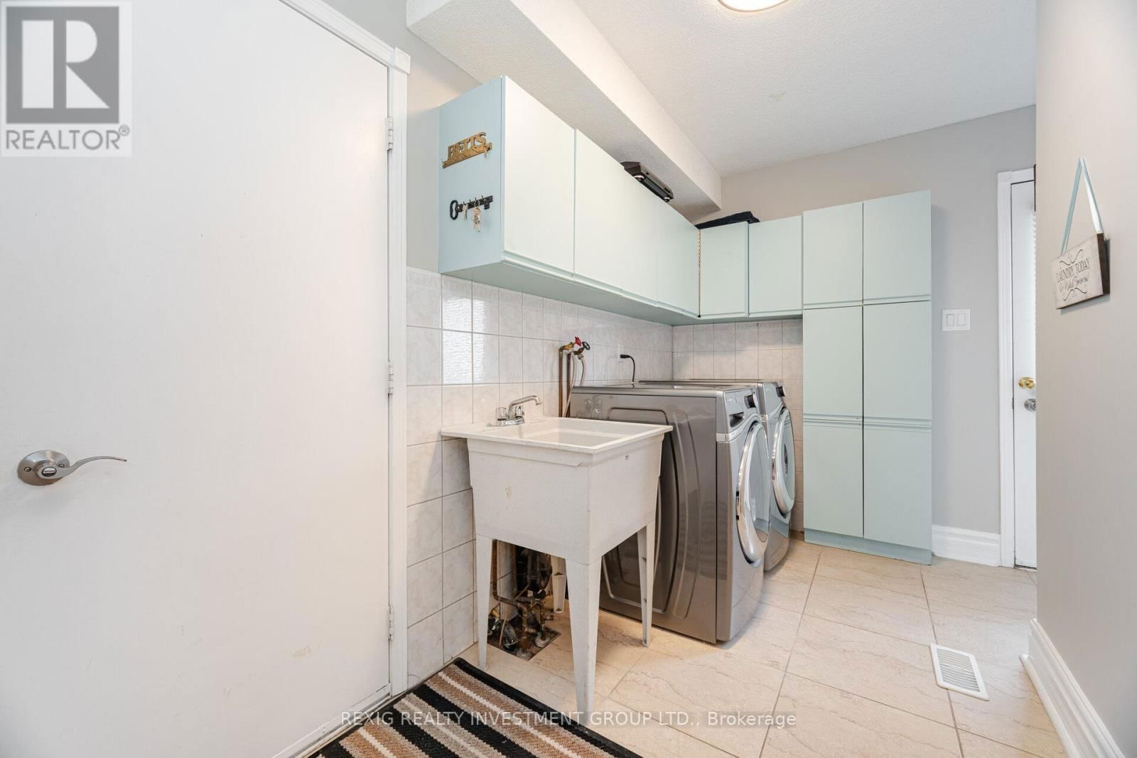 66 SETTLER COURT Image 23