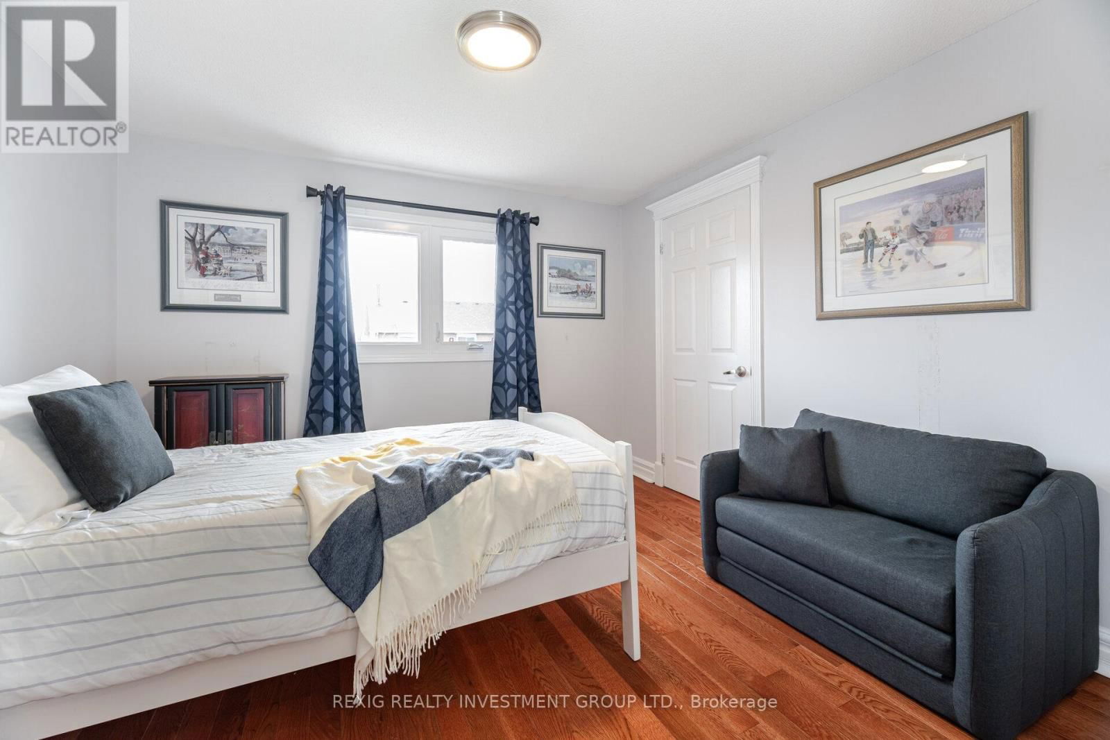 66 SETTLER COURT Image 36