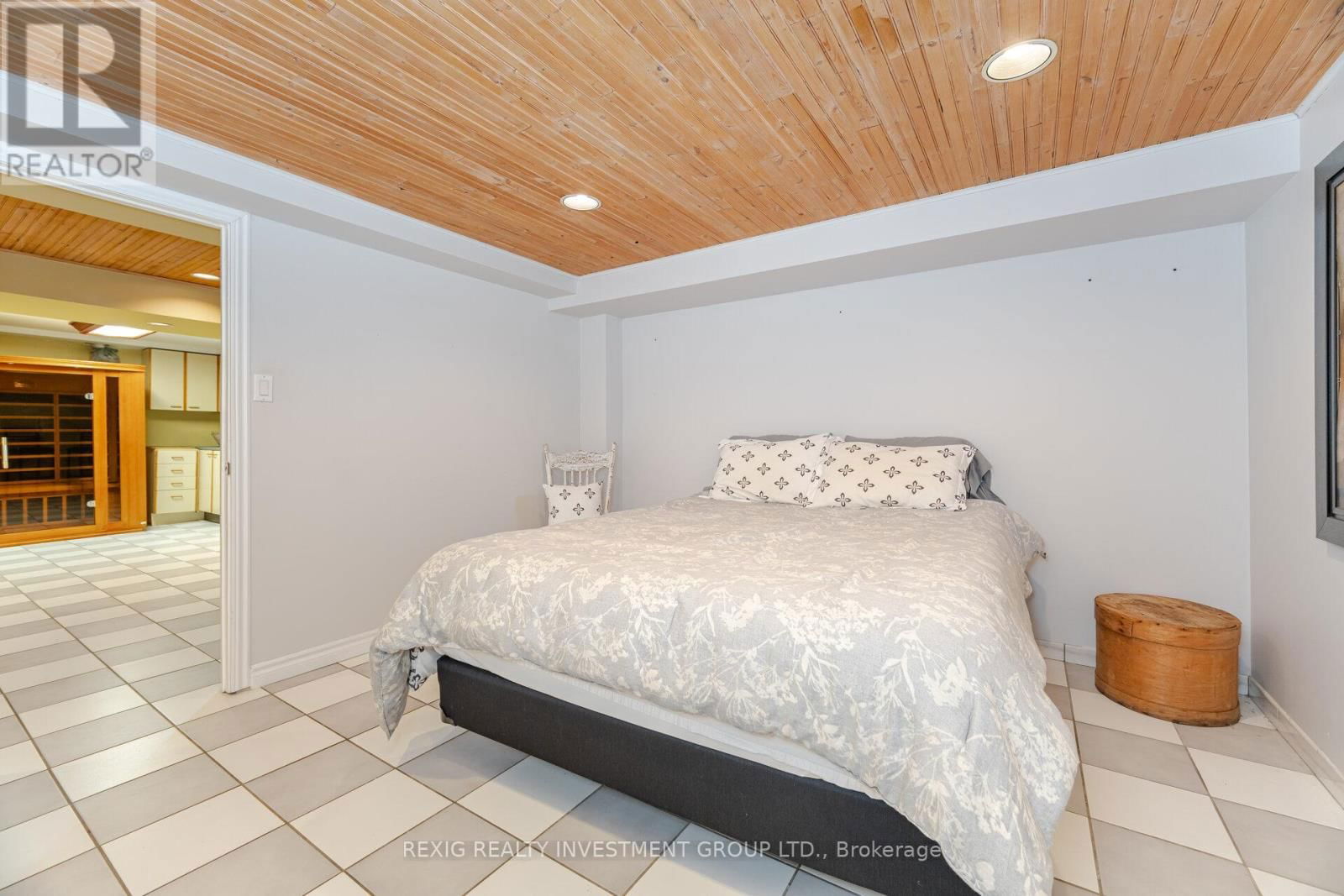 66 SETTLER COURT Image 45