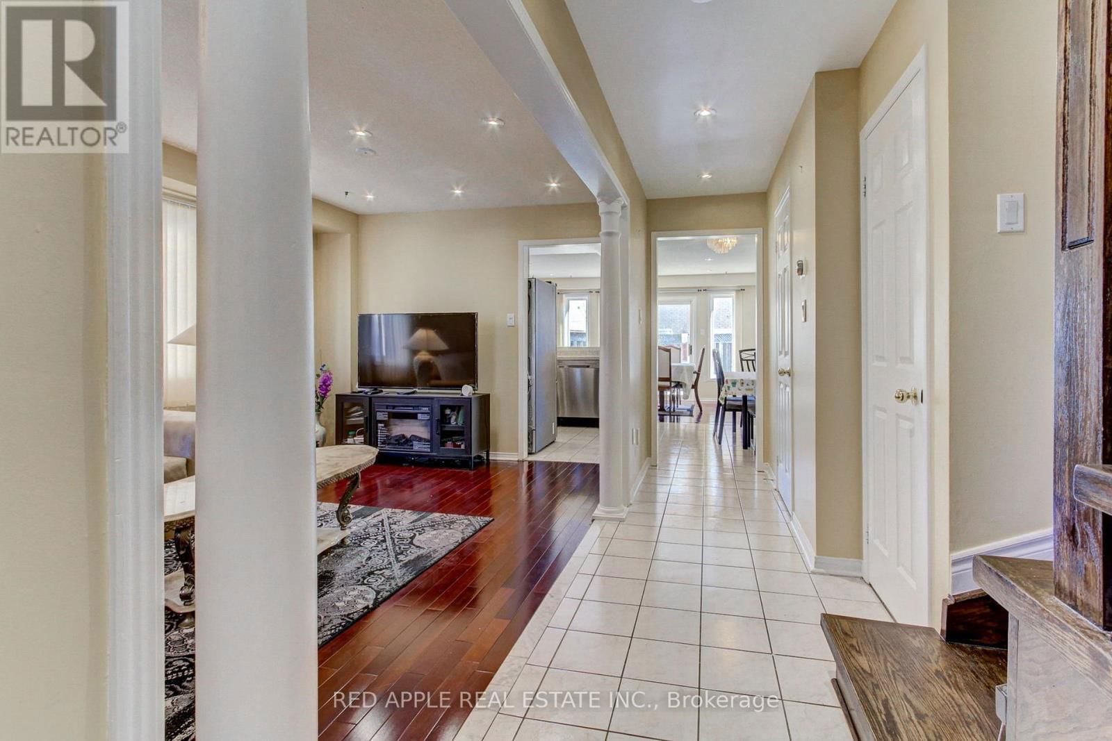 26 TUMBLEWEED TRAIL Image 9