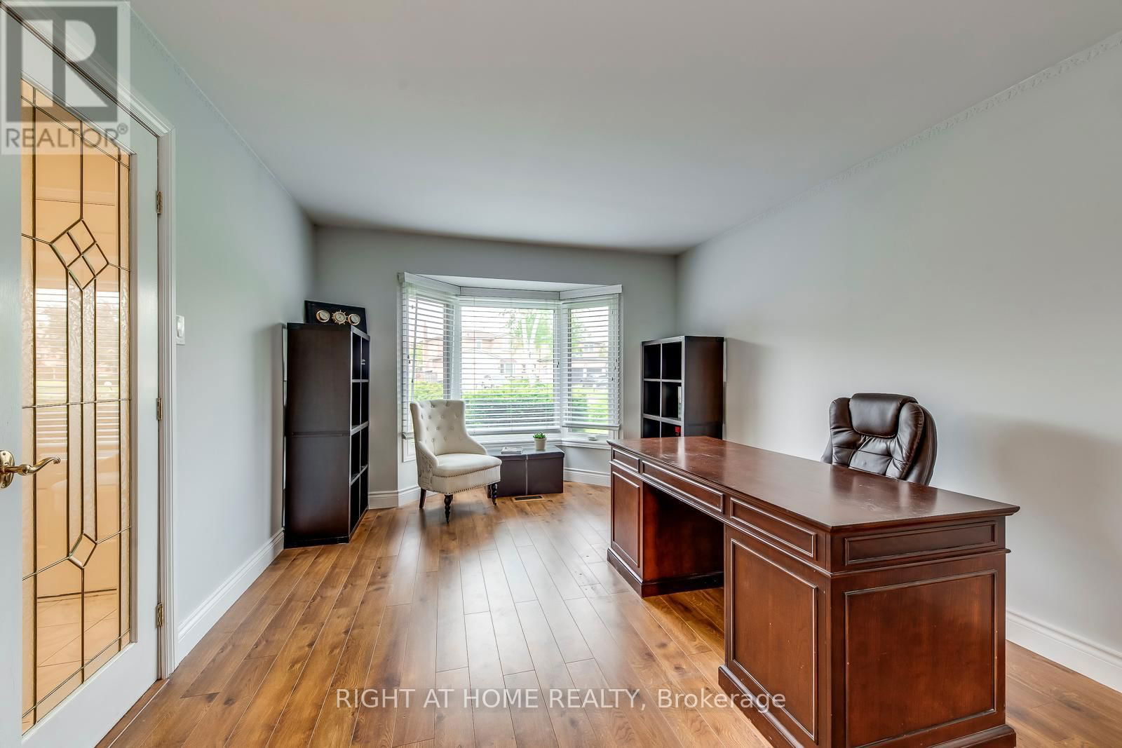 70 DE ROSE AVENUE Image 11