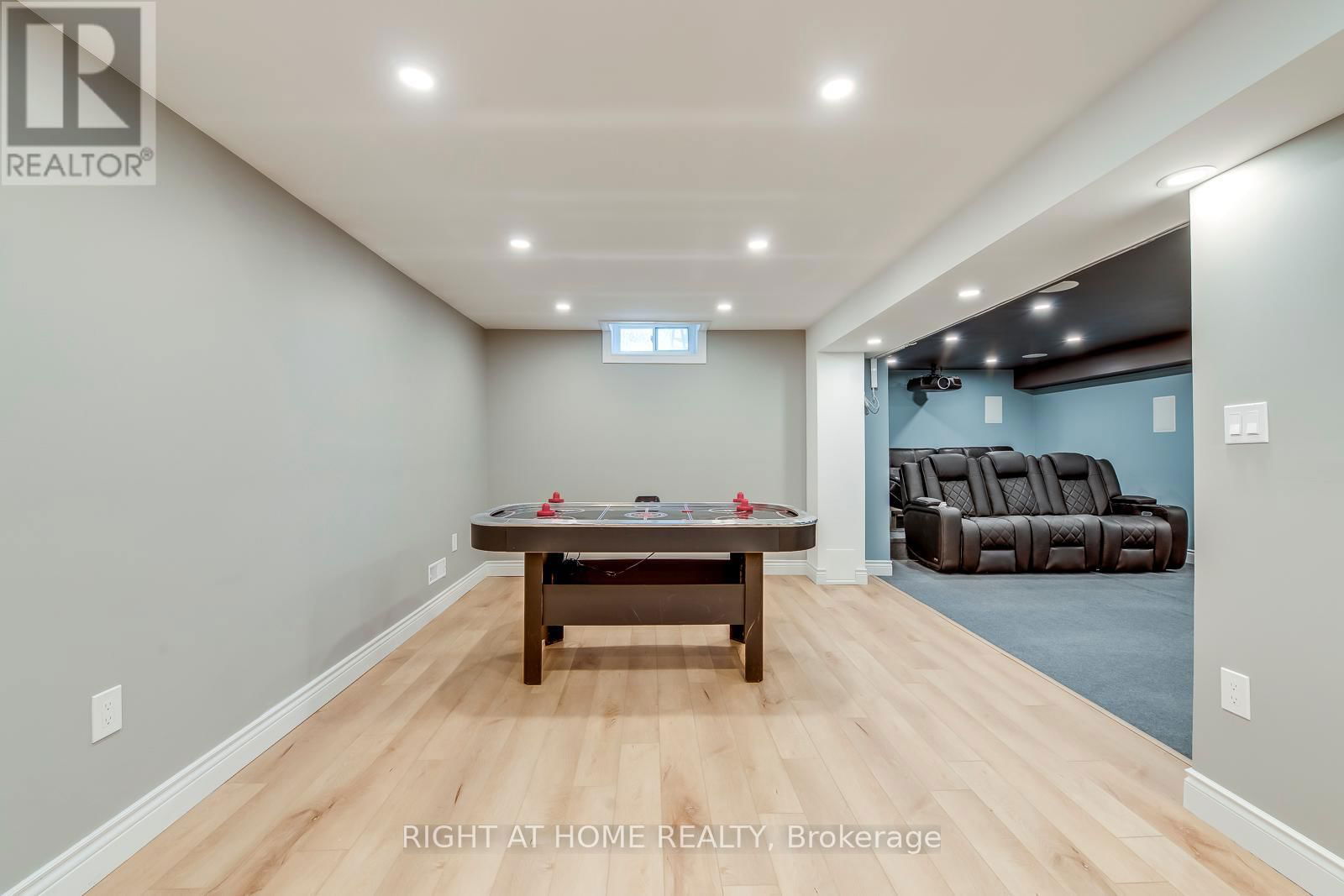 70 DE ROSE AVENUE Image 40