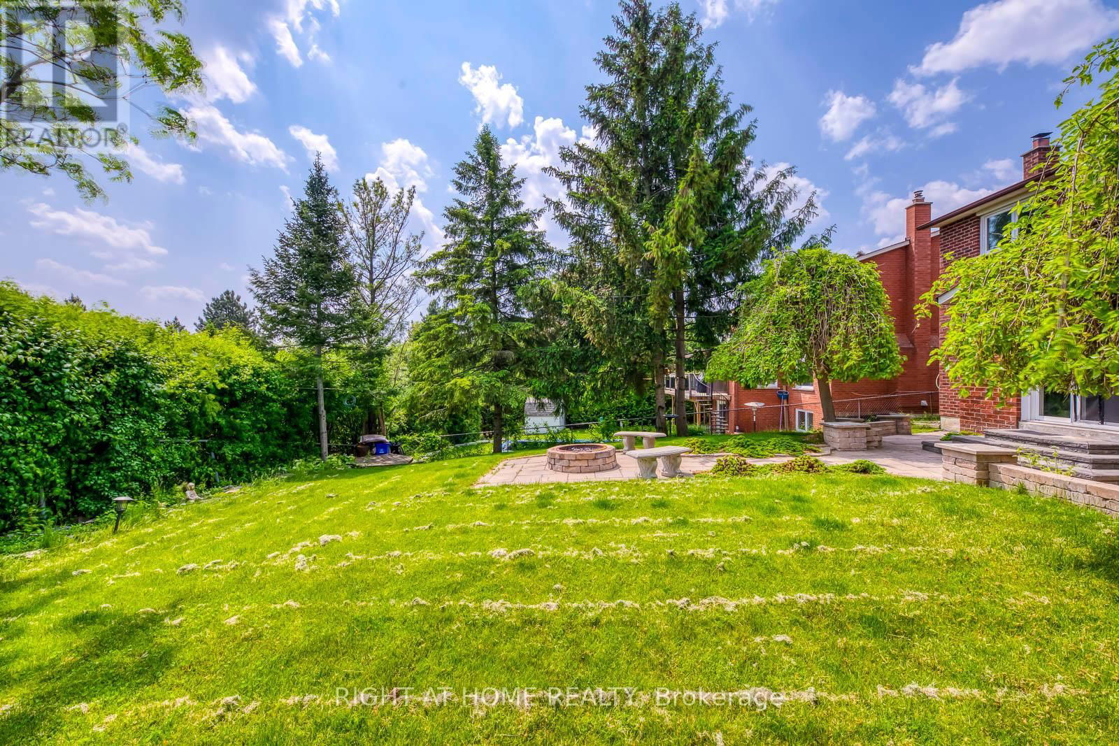 70 DE ROSE AVENUE Image 47