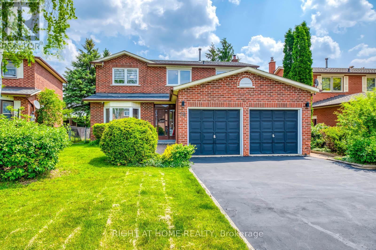 70 DE ROSE AVENUE Image 7