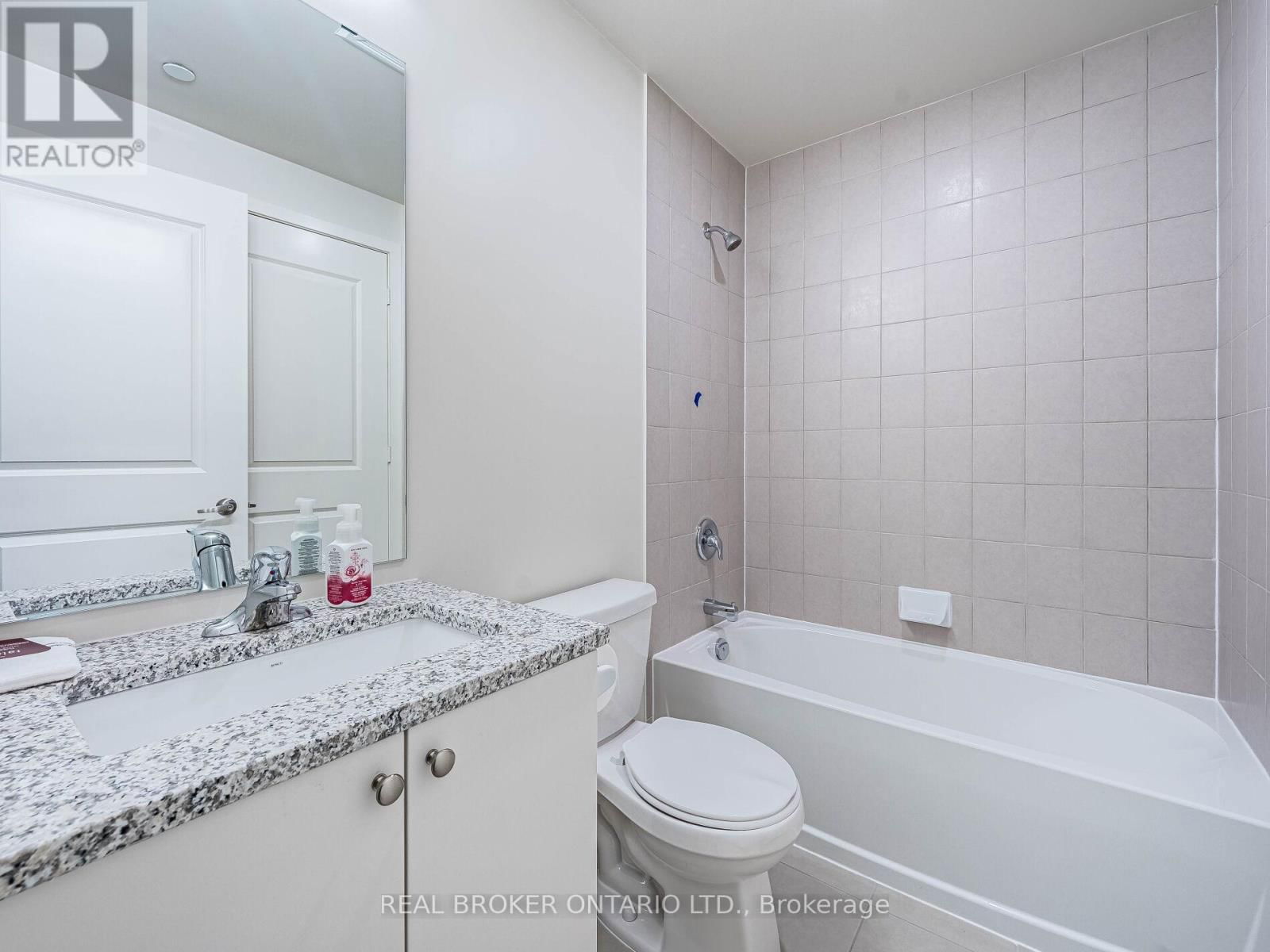 4407 - 38 ANNIE CRAIG DRIVE Image 19