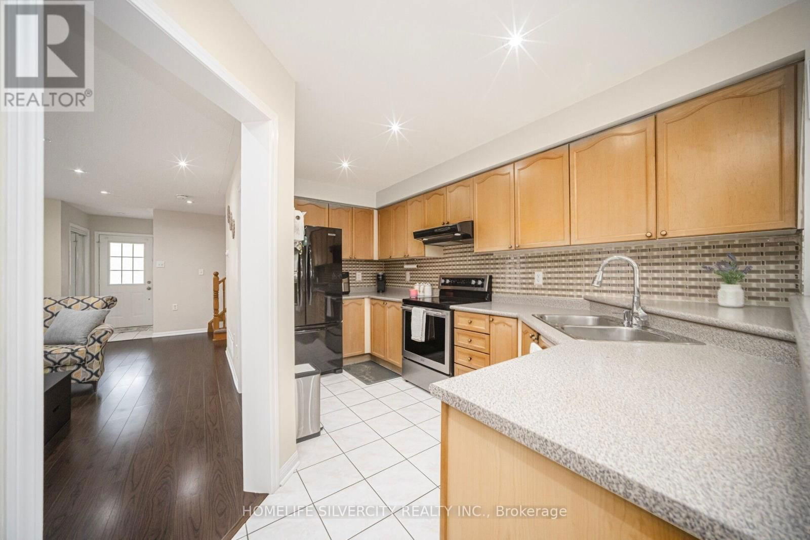 119 HERDWICK STREET Image 12