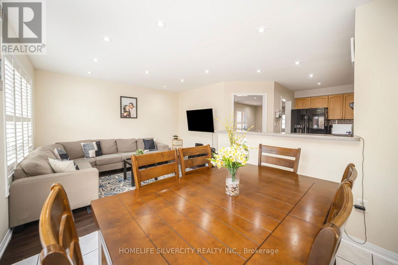 119 HERDWICK STREET Image 18