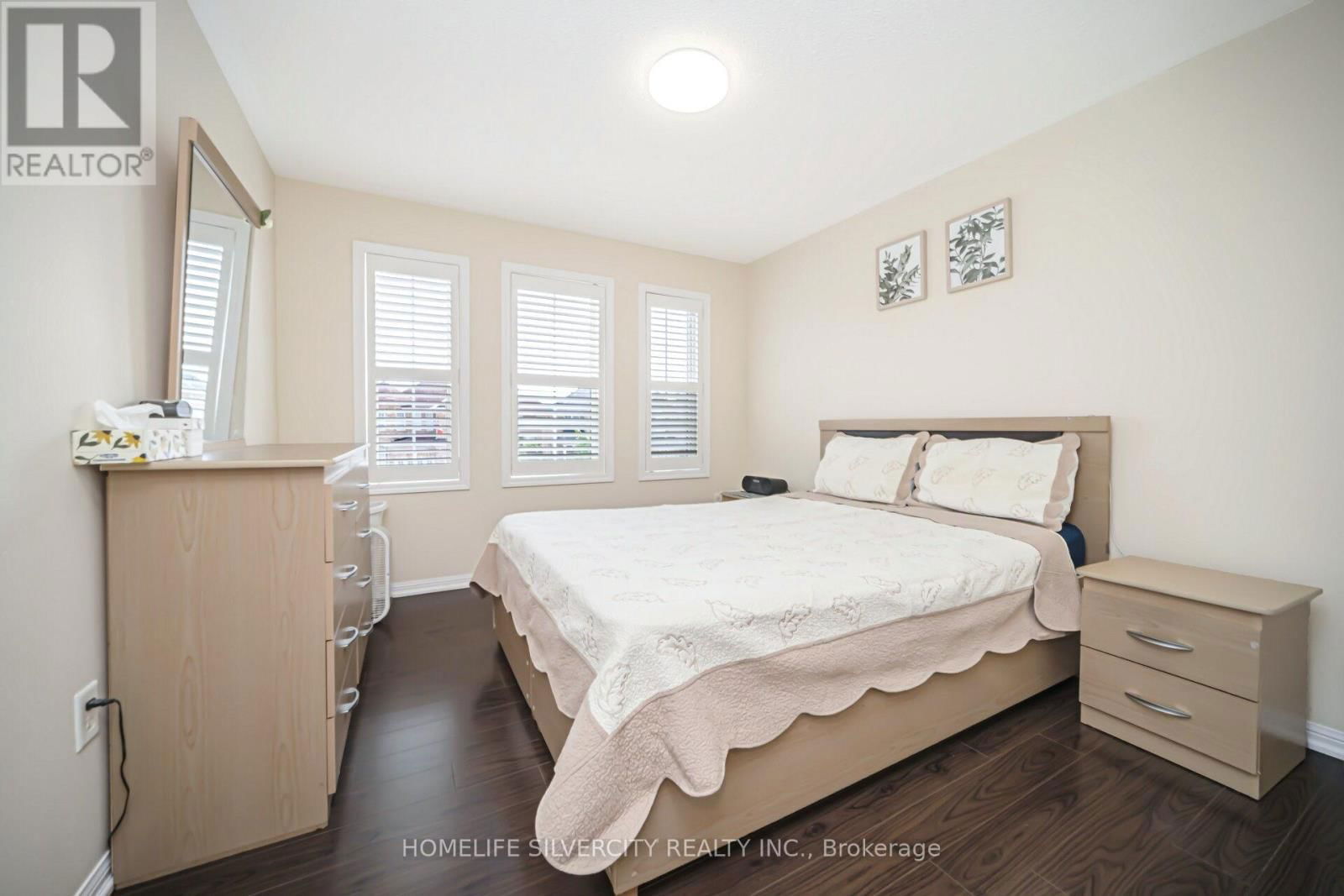119 HERDWICK STREET Image 21