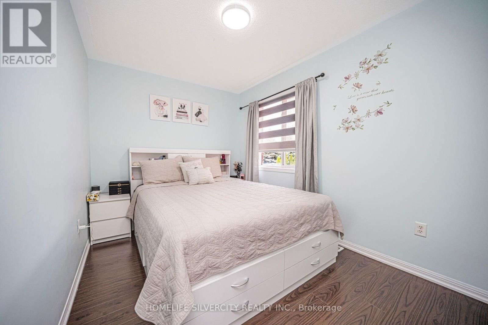 119 HERDWICK STREET Image 25