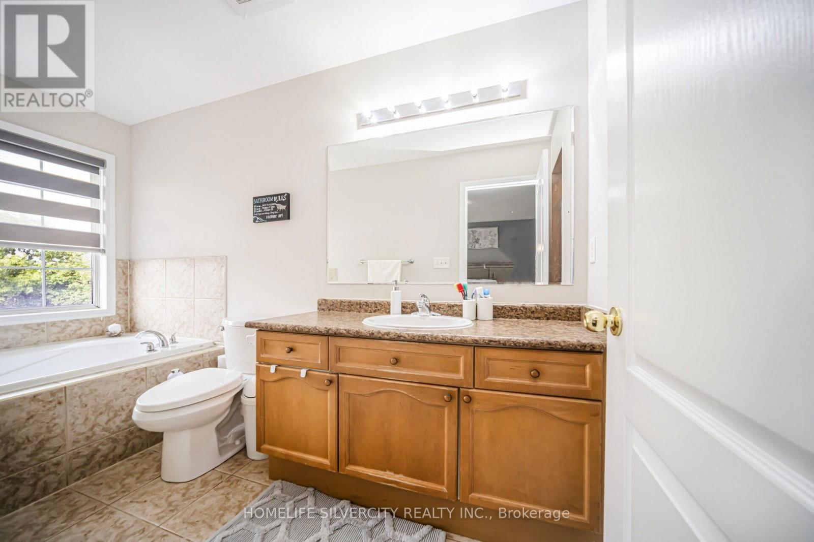 119 HERDWICK STREET Image 32