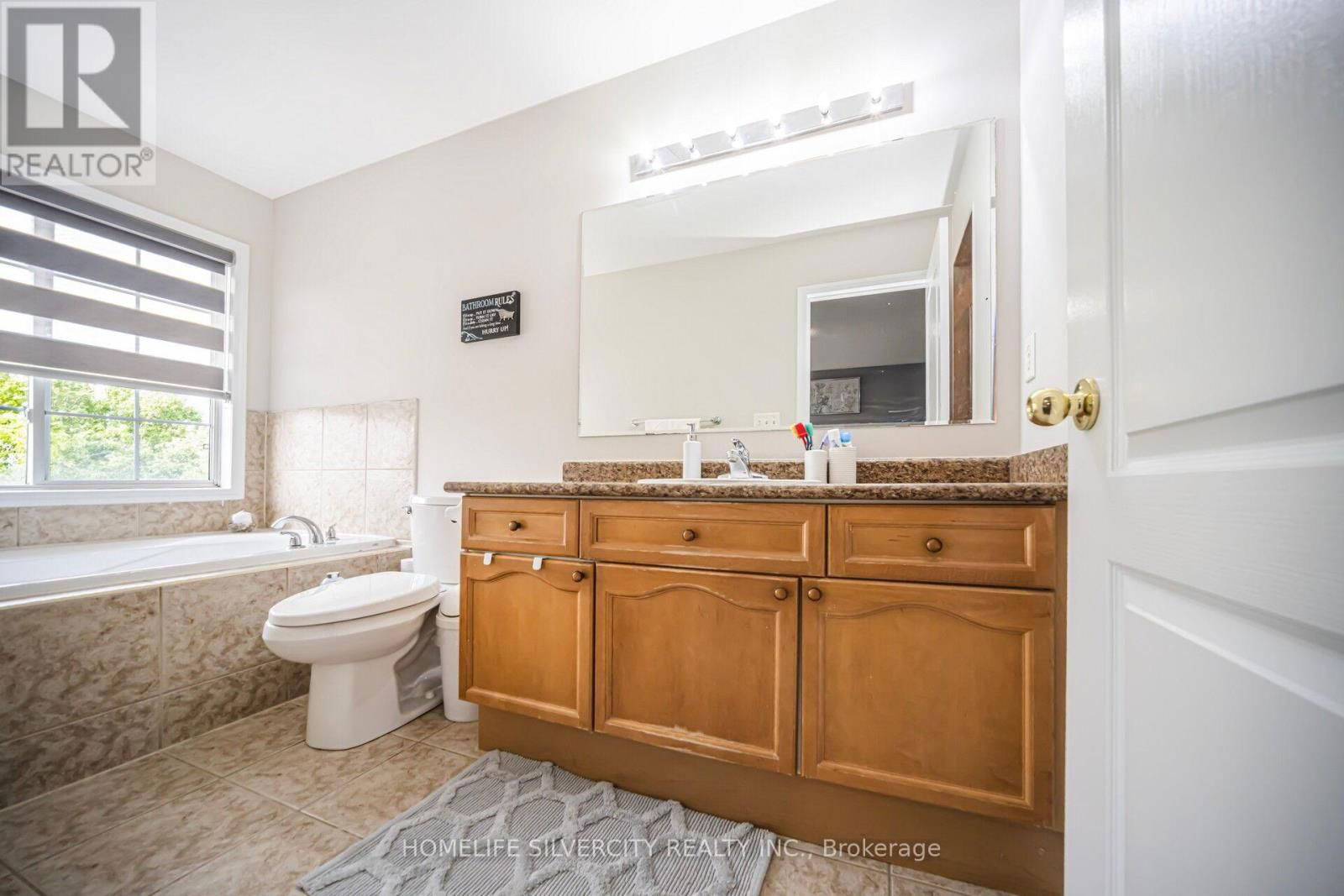 119 HERDWICK STREET Image 33
