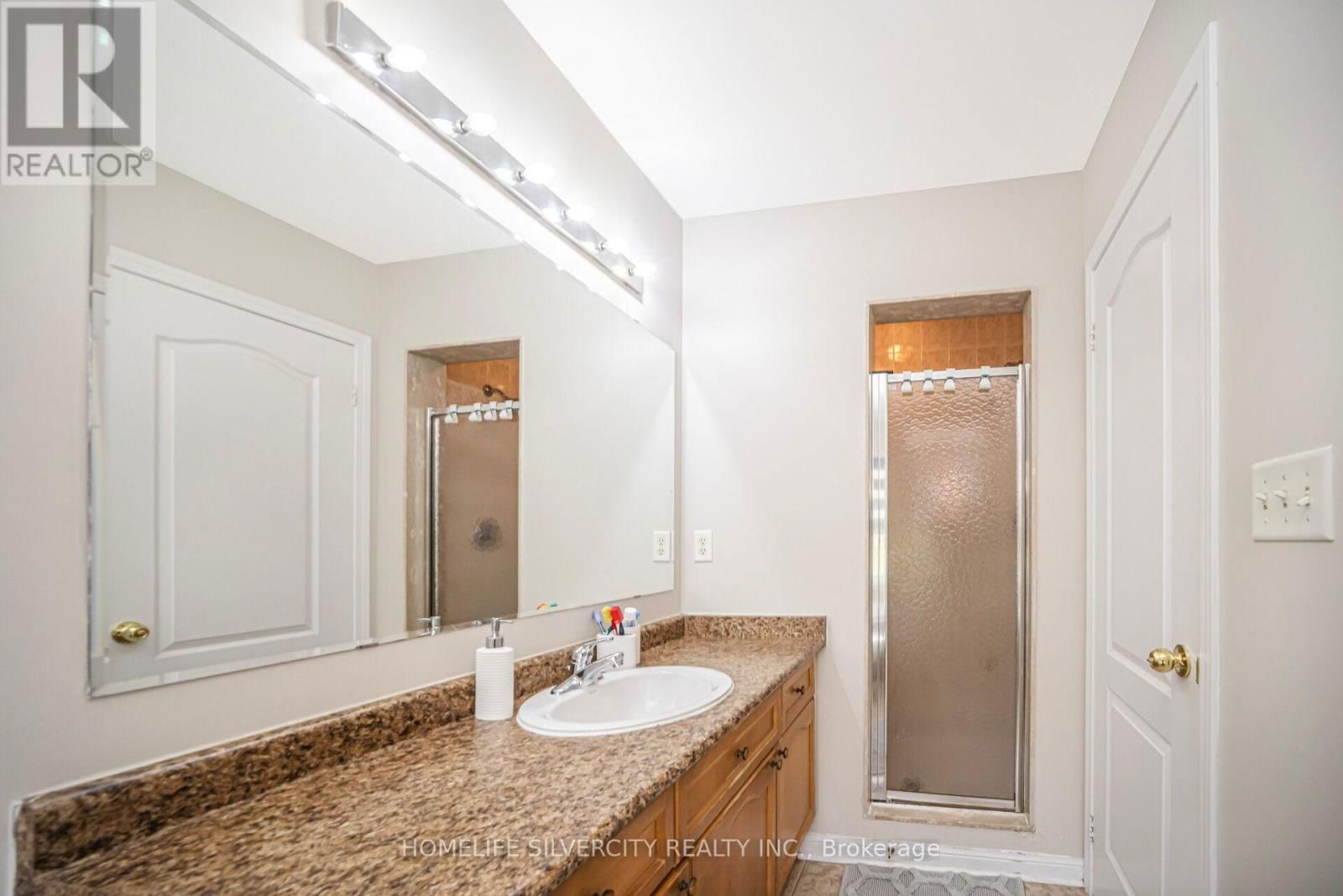 119 HERDWICK STREET Image 35