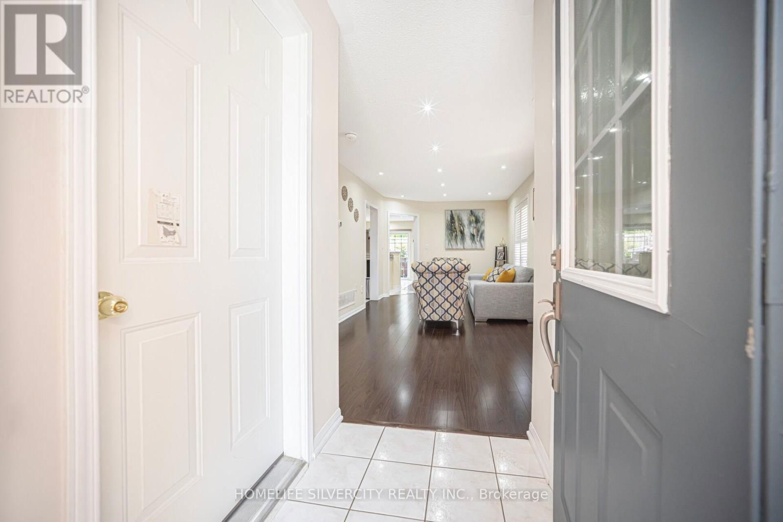 119 HERDWICK STREET Image 4