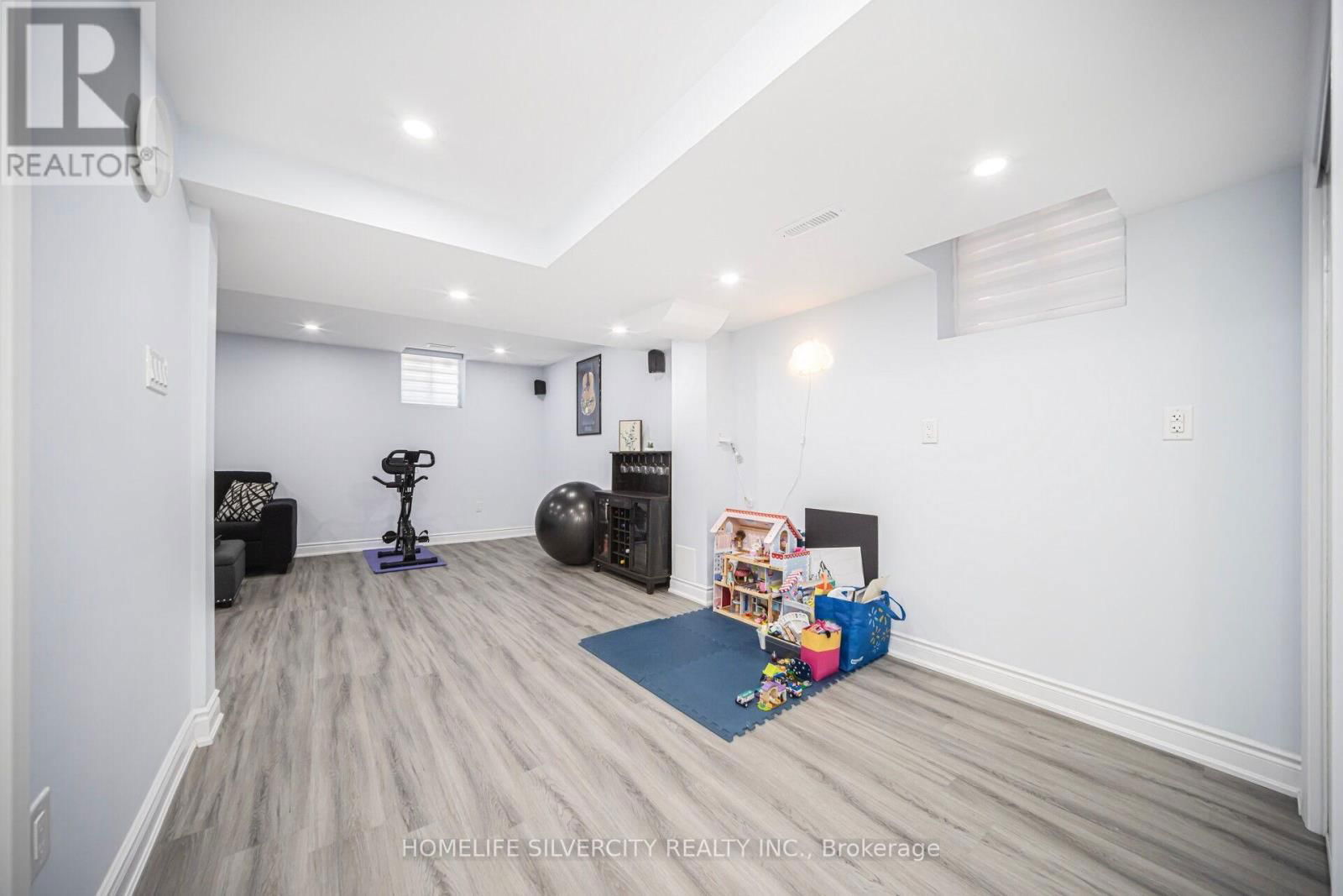 119 HERDWICK STREET Image 40