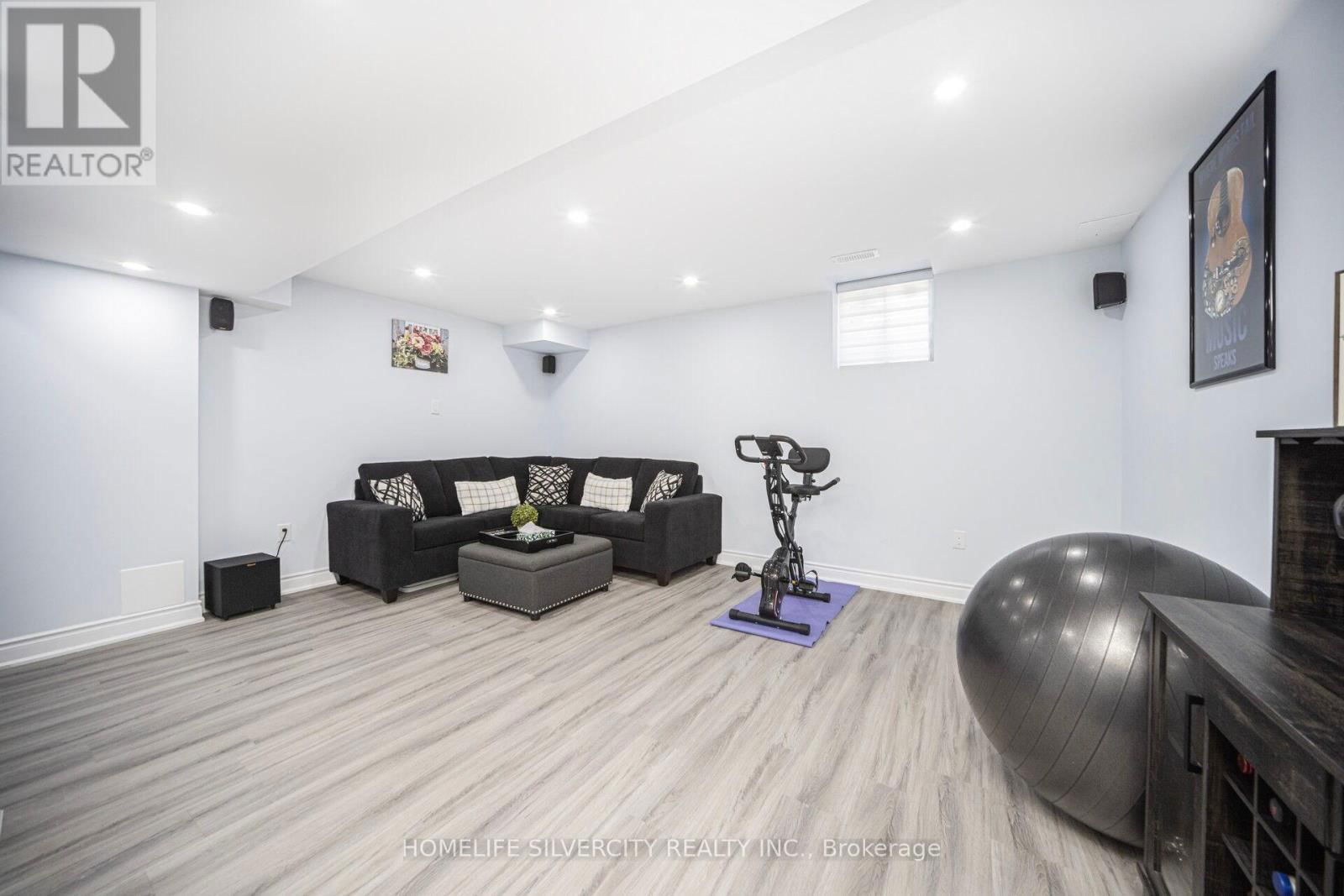 119 HERDWICK STREET Image 41