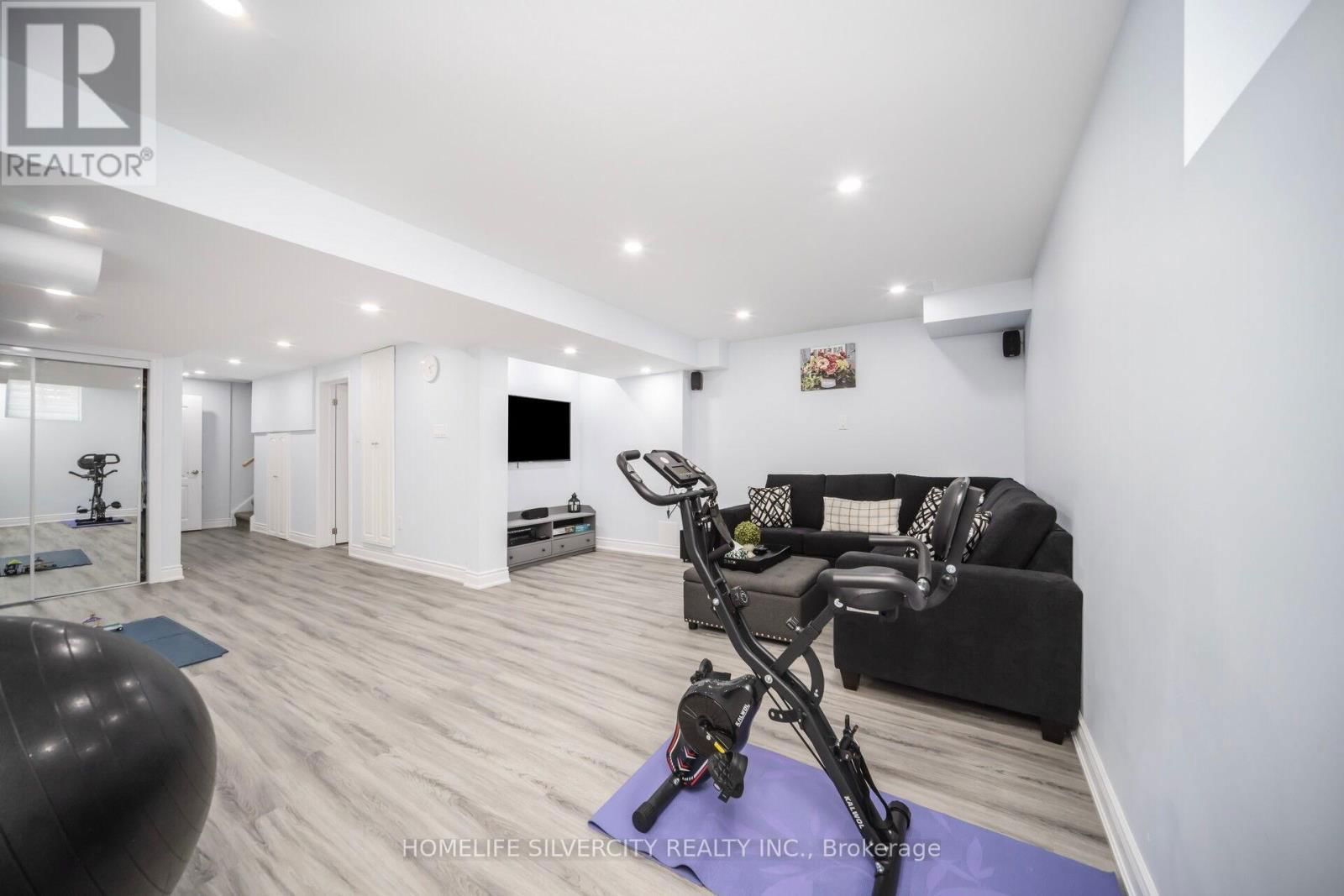 119 HERDWICK STREET Image 42