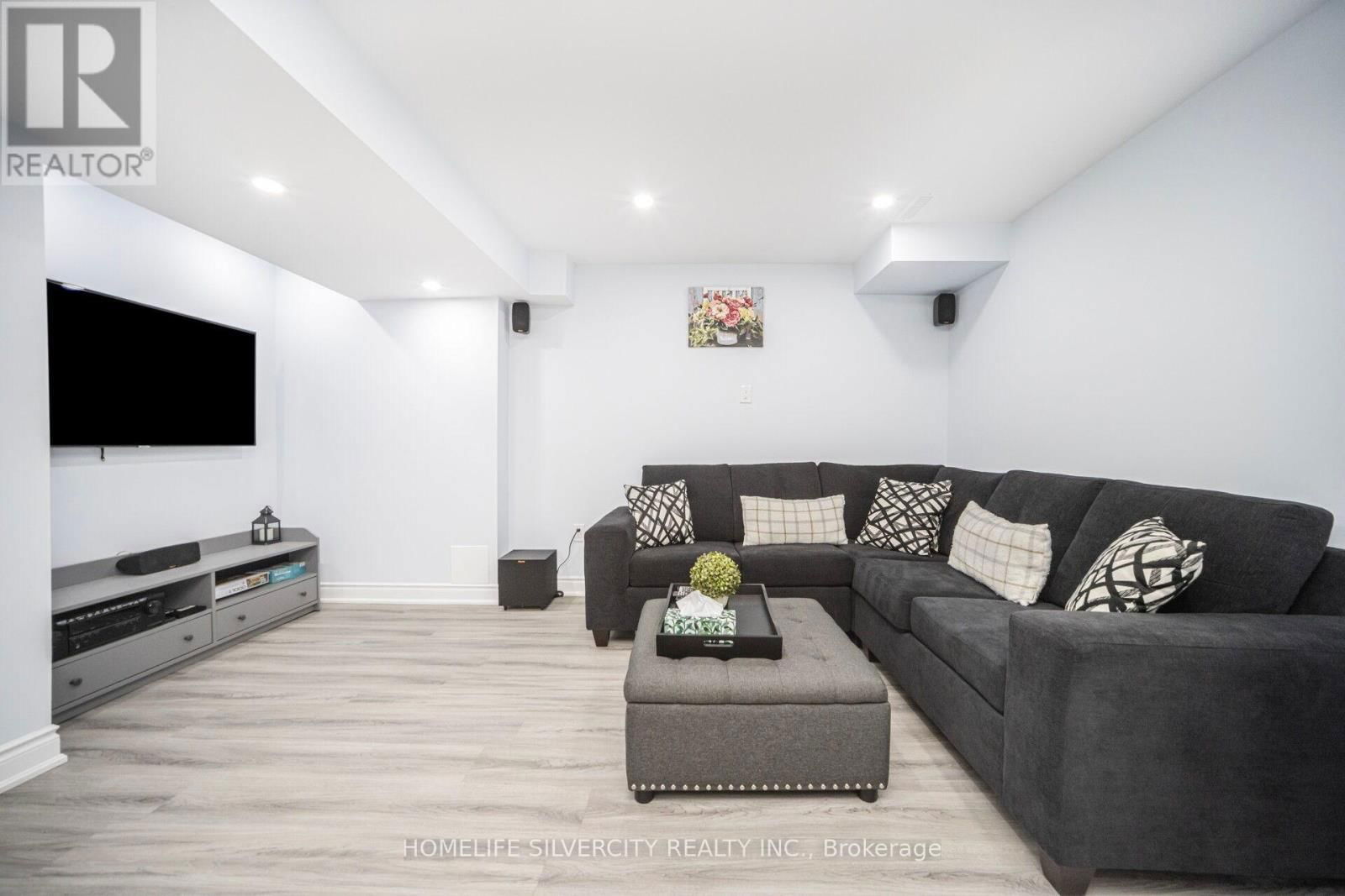 119 HERDWICK STREET Image 43