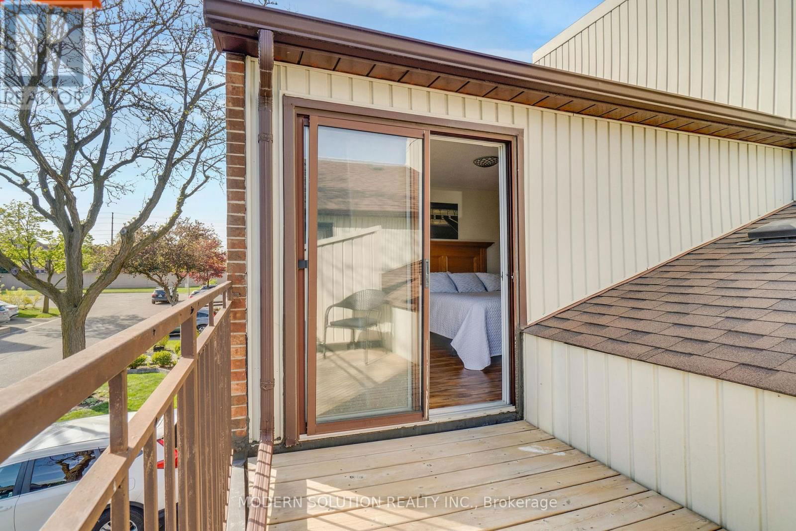 25 - 1021 CEDARGLEN GATE Image 24