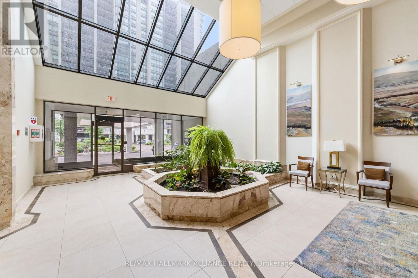 PH6 - 2180 MARINE DR DRIVE Image 41