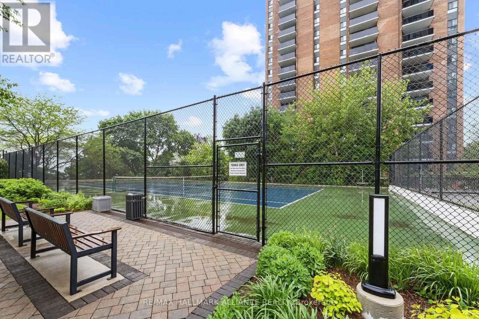 PH6 - 2180 MARINE DR DRIVE Image 43