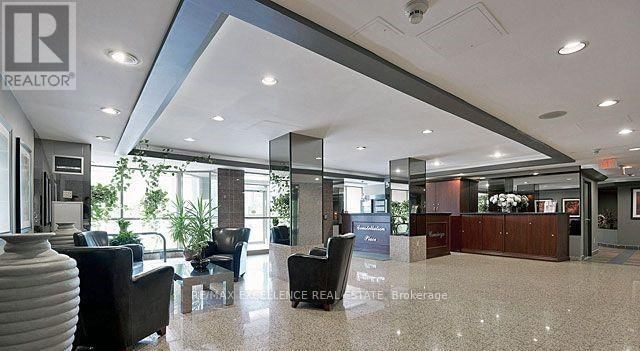 502 - 700 CONSTELLATION DRIVE Image 37