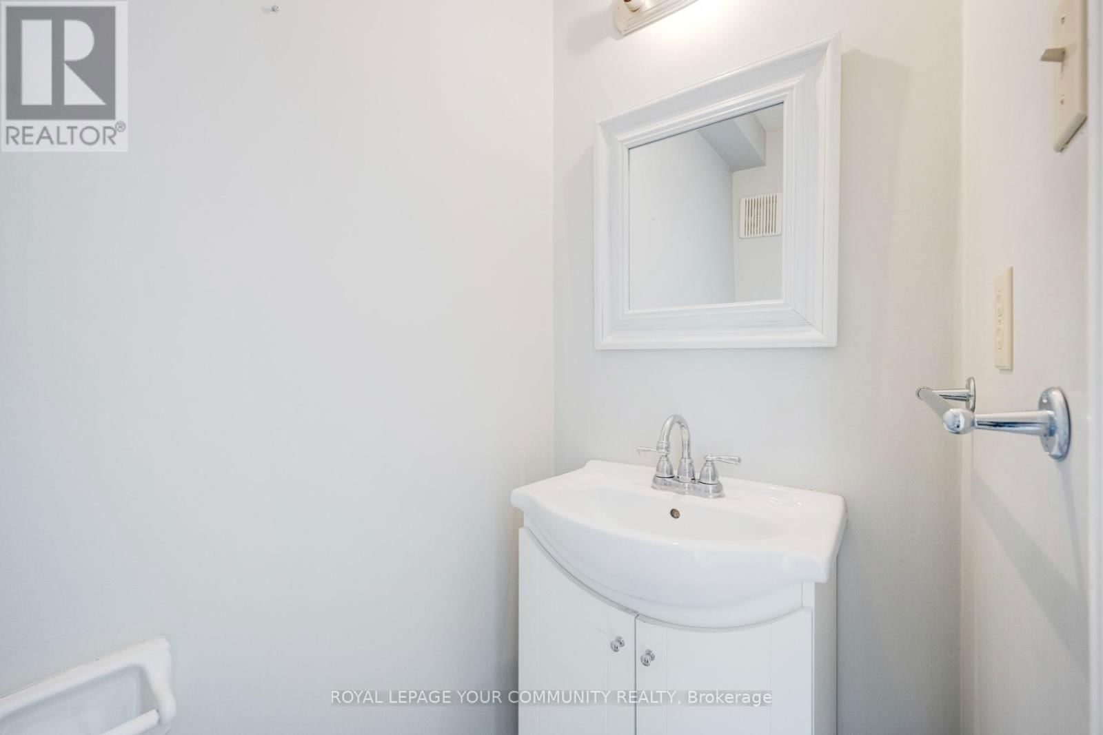 17 WYLIE CIRCLE Image 10