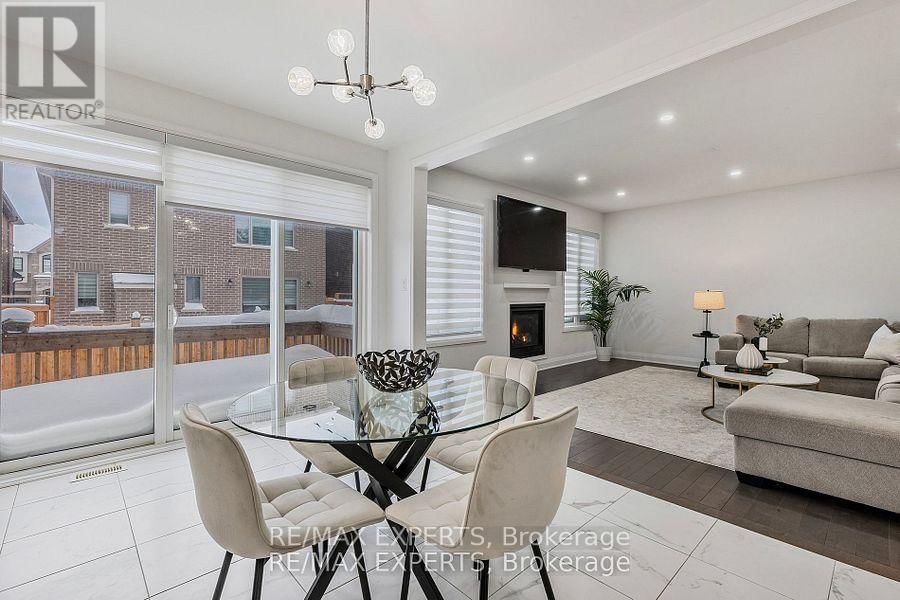 1411 LOBELIA CRESCENT Image 6