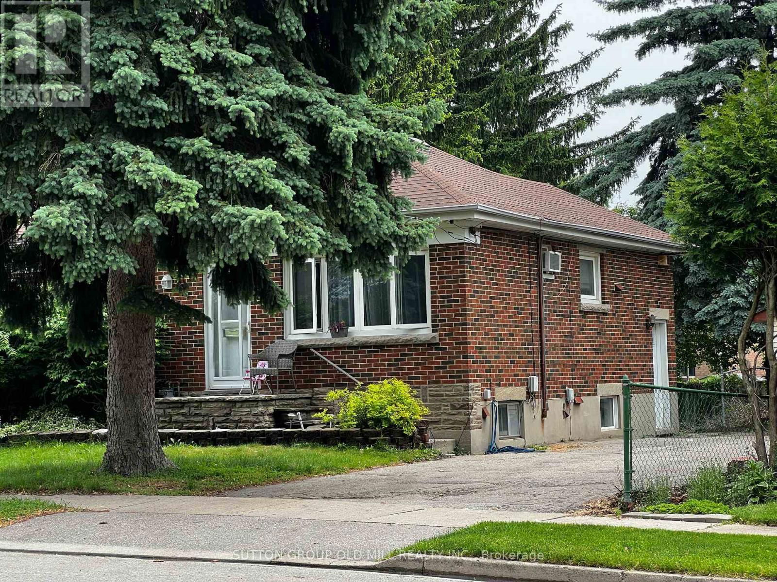 9 ROGERS ROAD Image 2