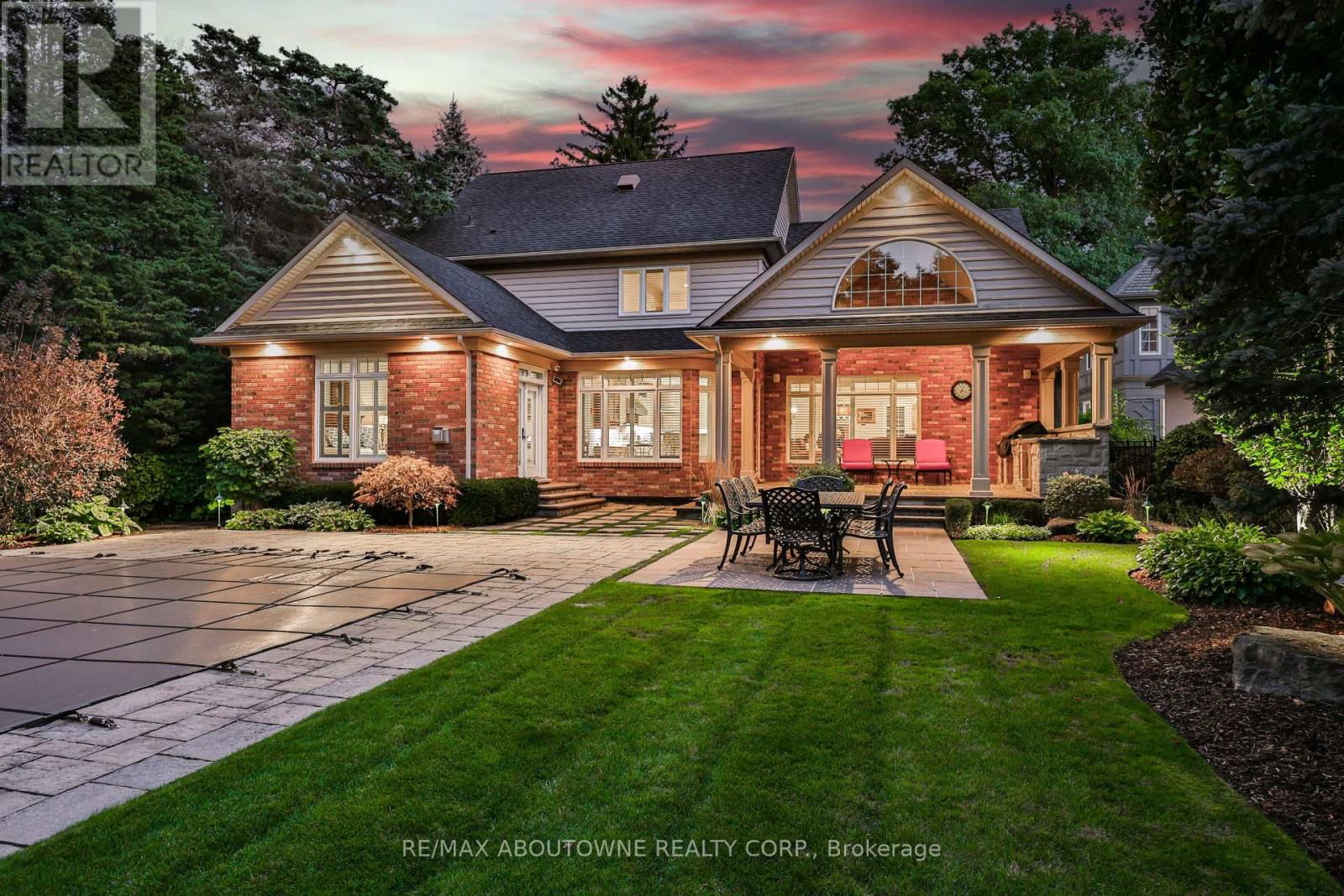 3105 LAKESHORE ROAD Image 34