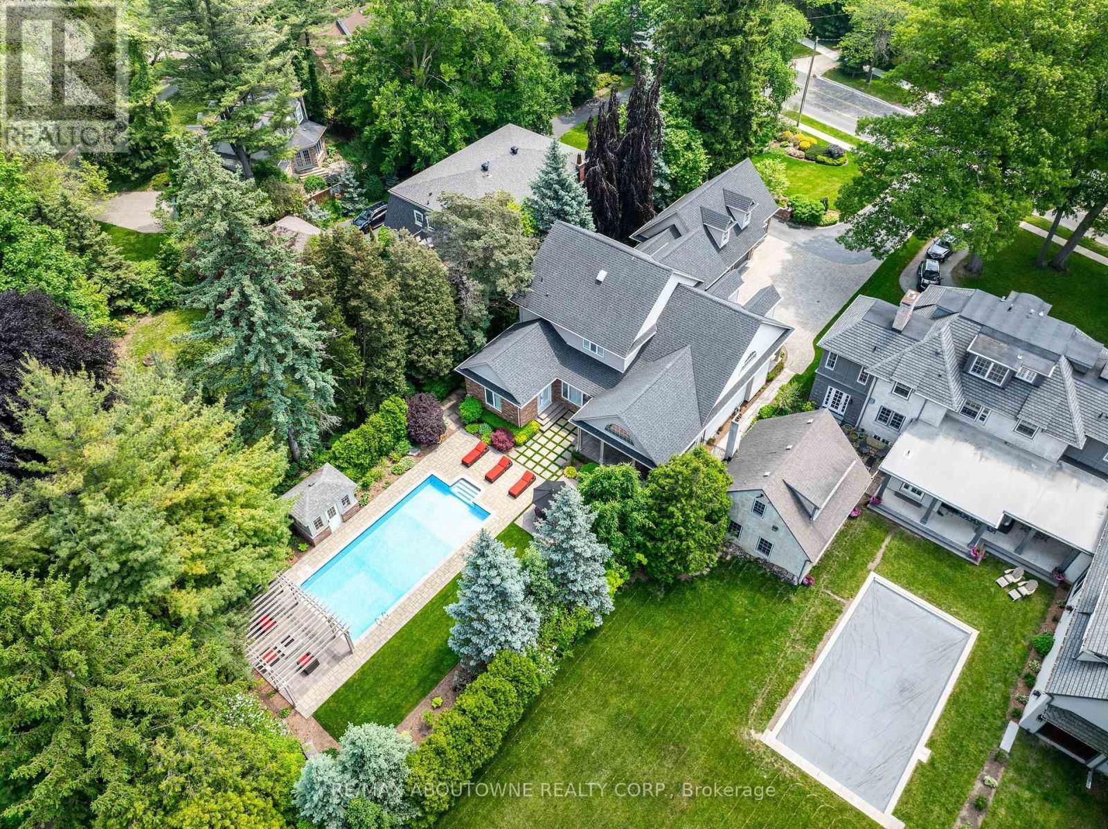 3105 LAKESHORE ROAD Image 40